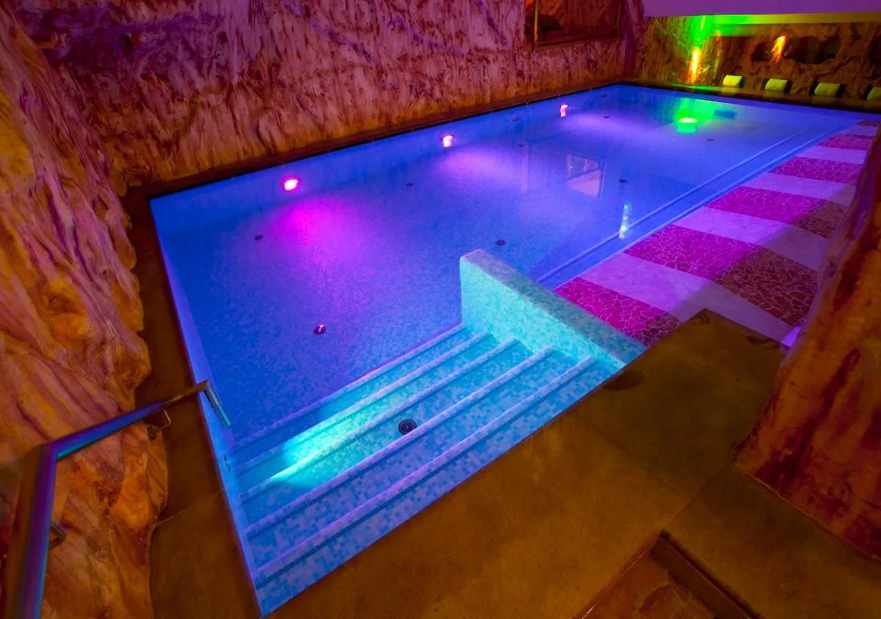 Swimming pool in Hotel Cima Rosetta - BW Signature Collection