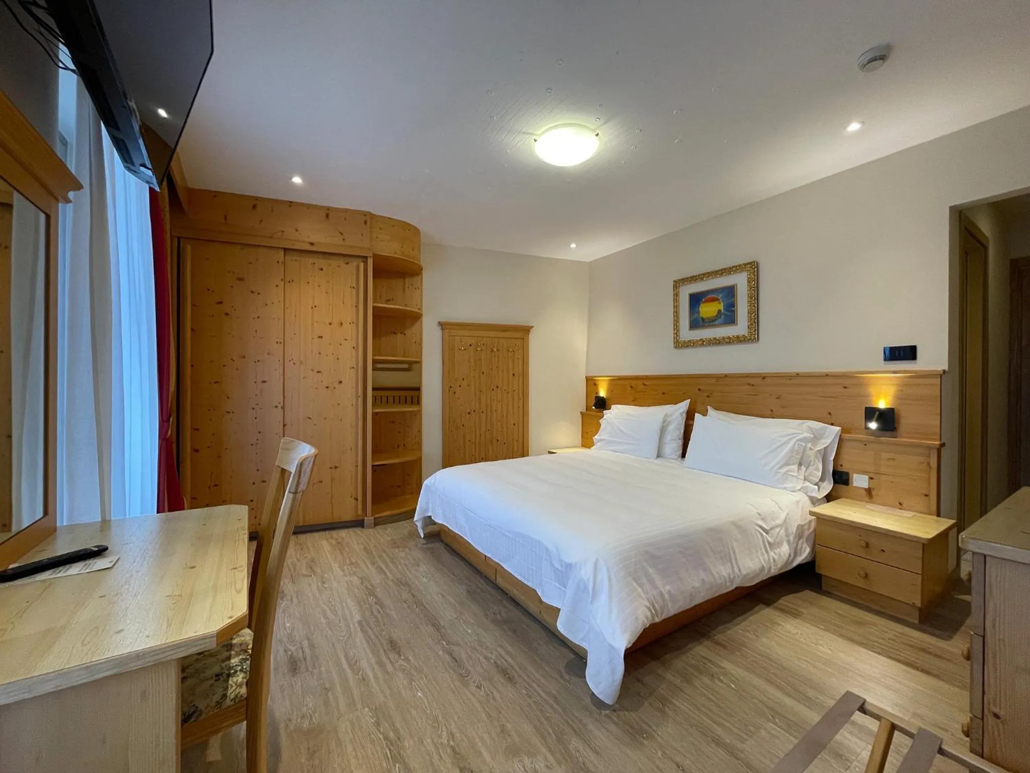 Bed in Hotel Cima Rosetta - BW Signature Collection