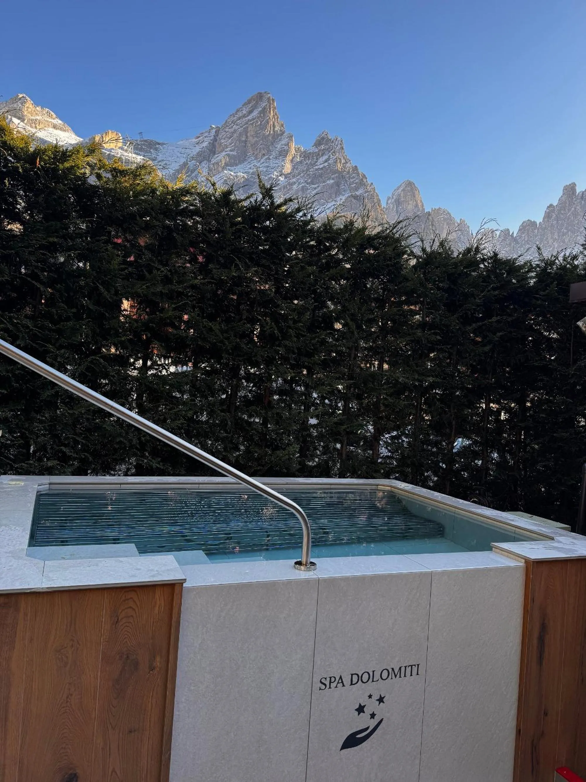 Hot Tub in Hotel Cima Rosetta - BW Signature Collection