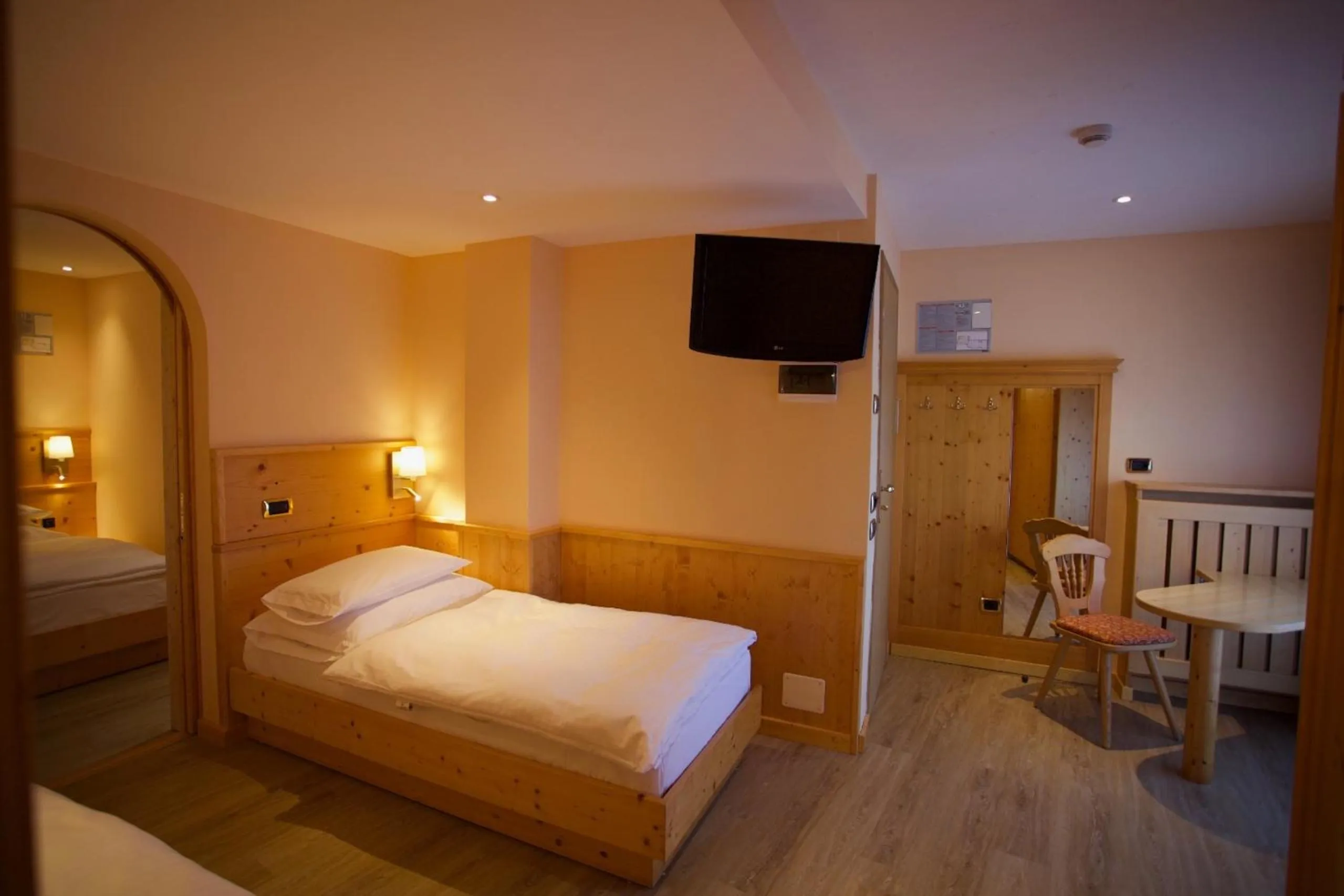 Bed in Hotel Cima Rosetta - BW Signature Collection