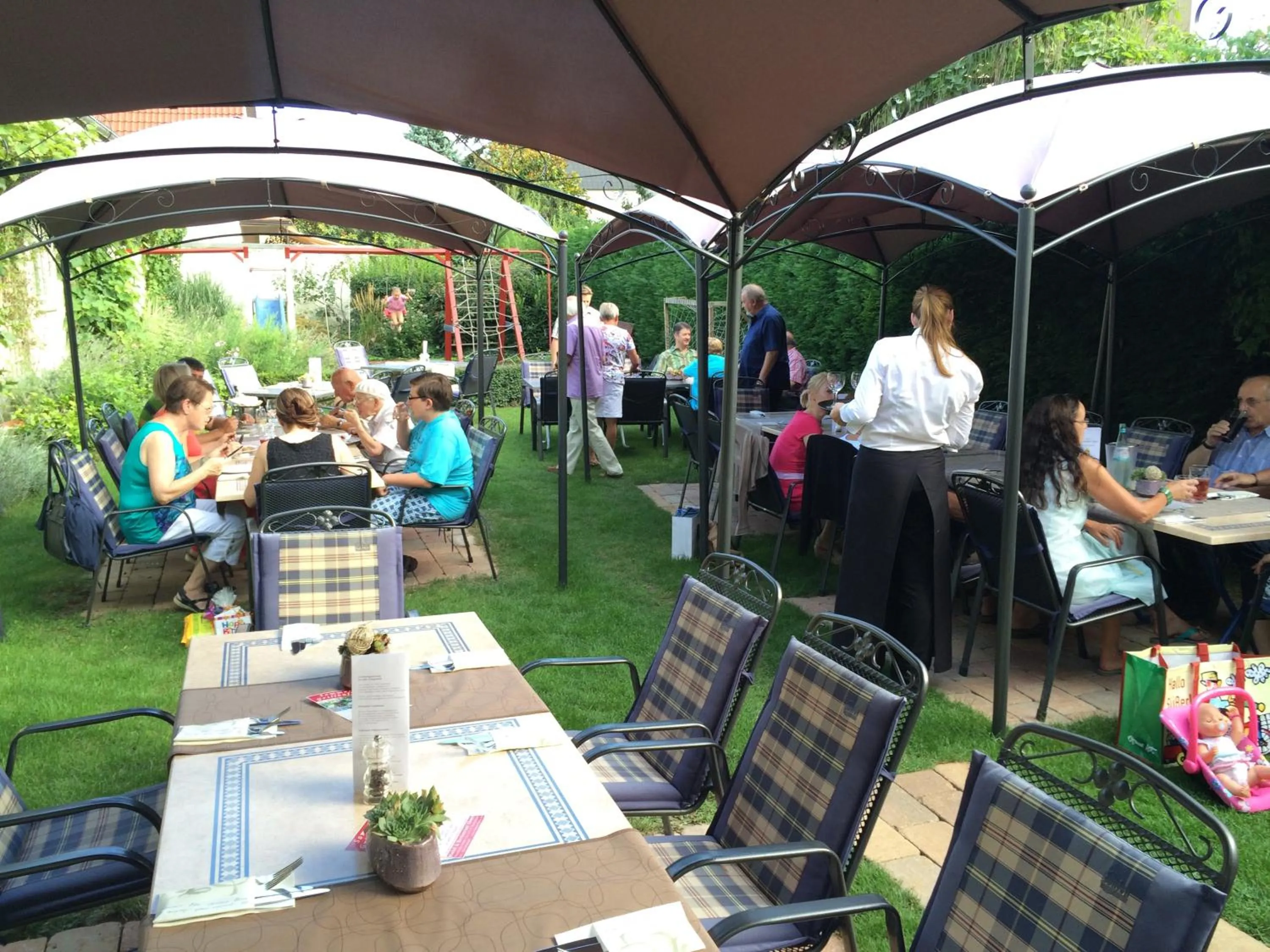 Restaurant/places to eat in Hotel Ebnet