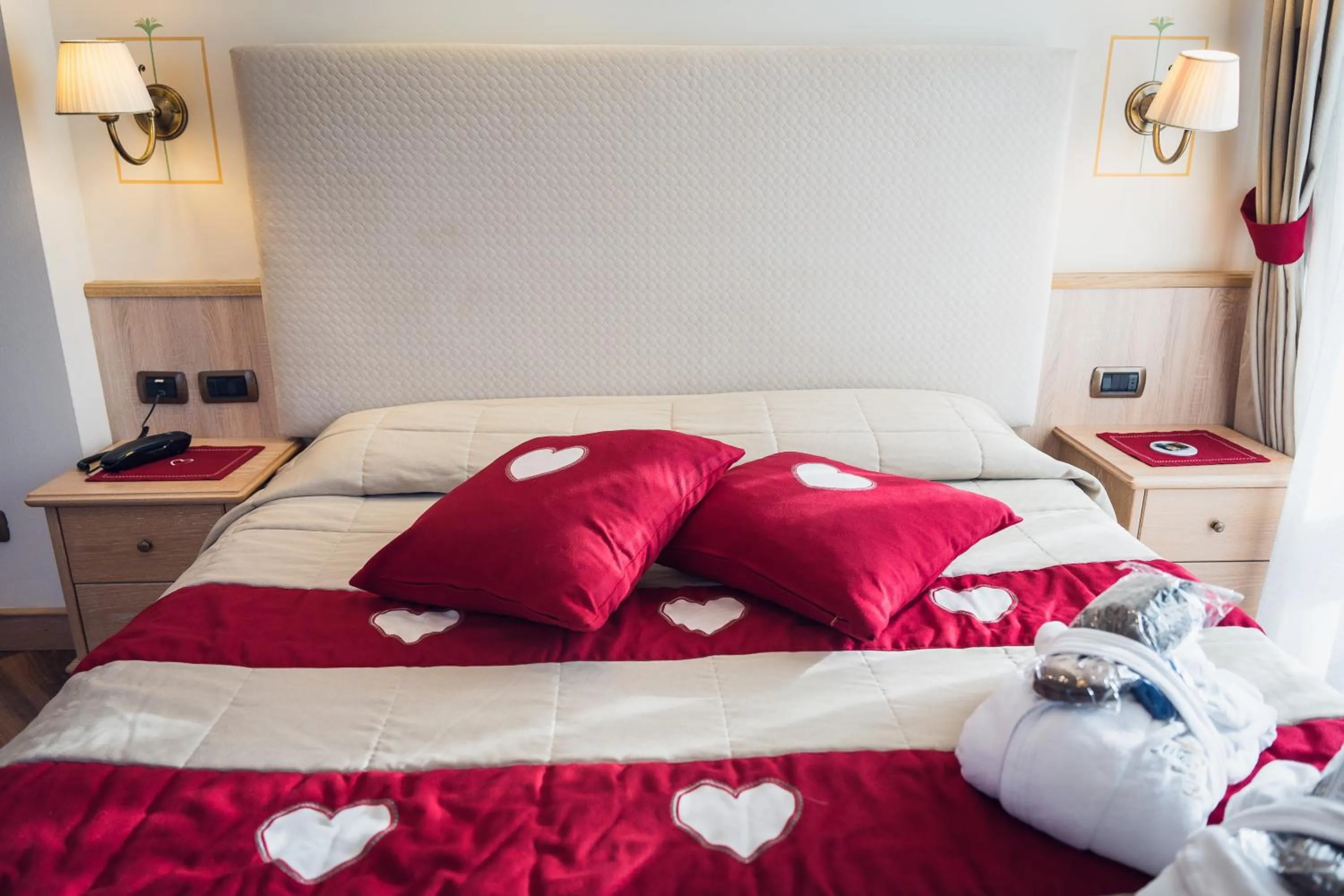 Bed in Hotel Alle Alpi