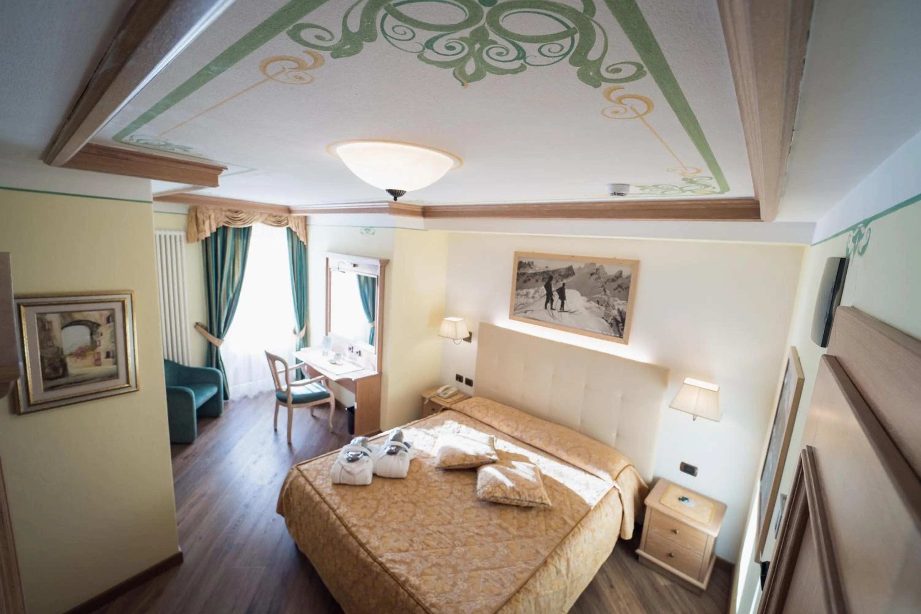 Bed in Hotel Alle Alpi