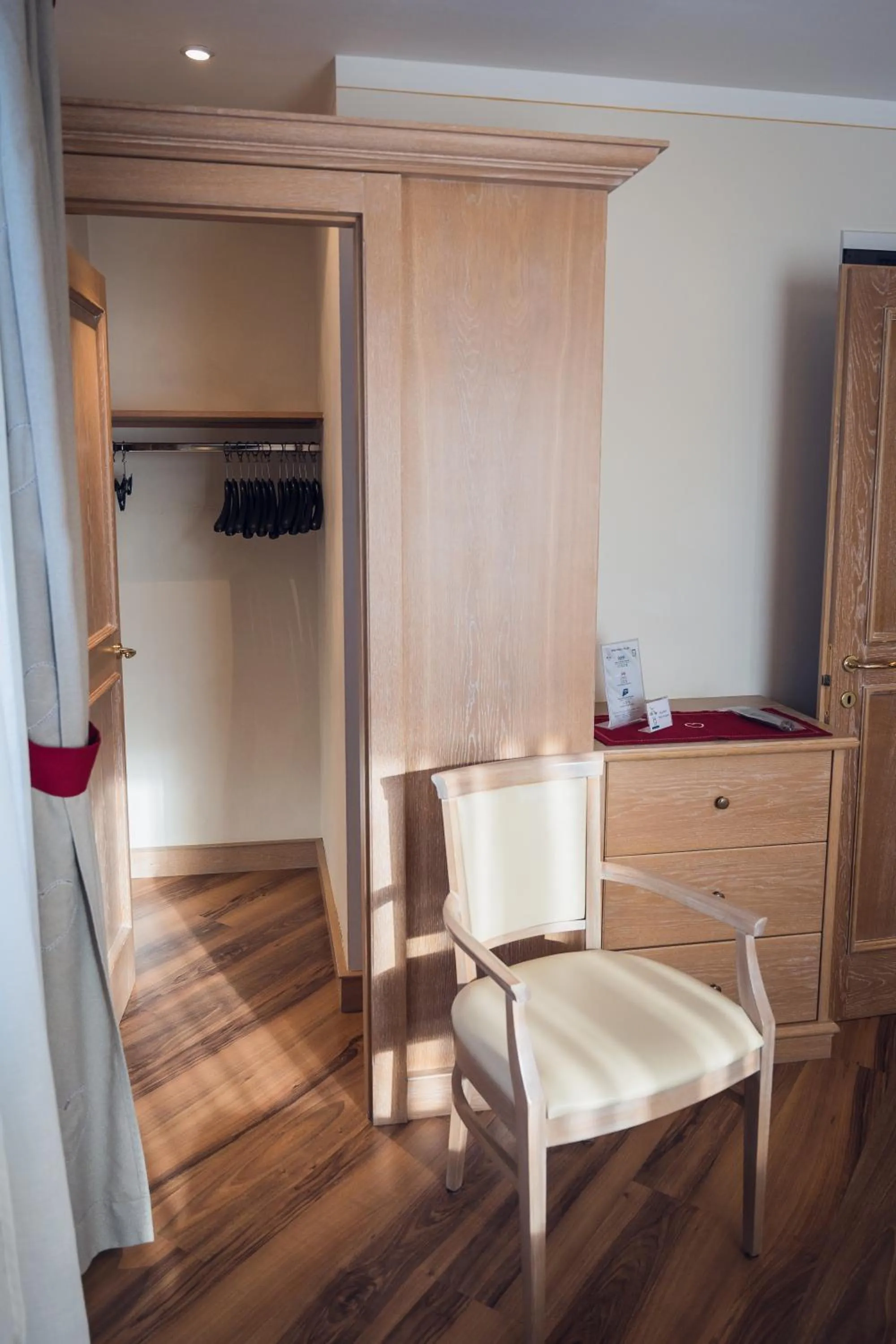 Bedroom in Hotel Alle Alpi