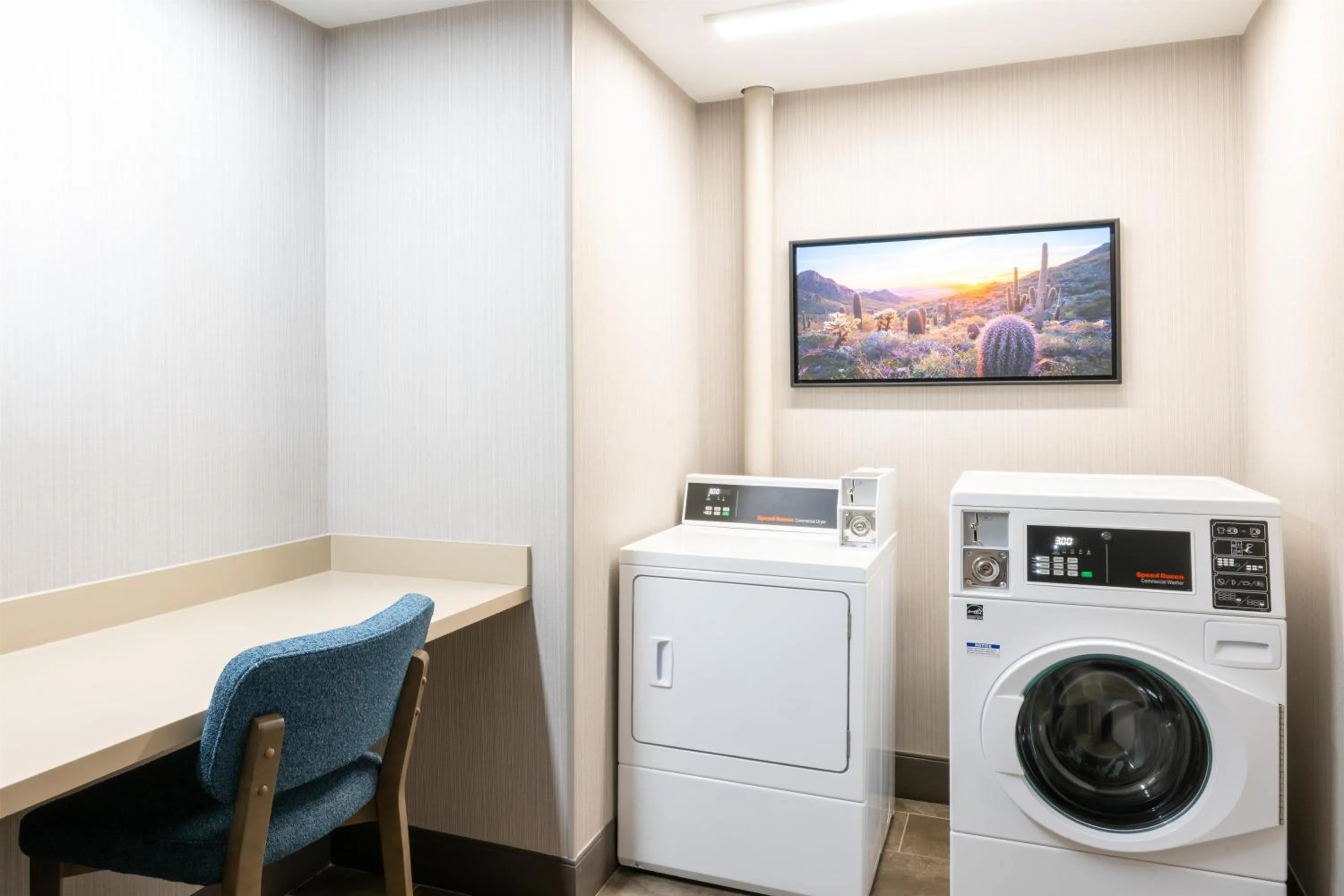 laundry in Hilton Garden Inn North Phoenix Scottsdale