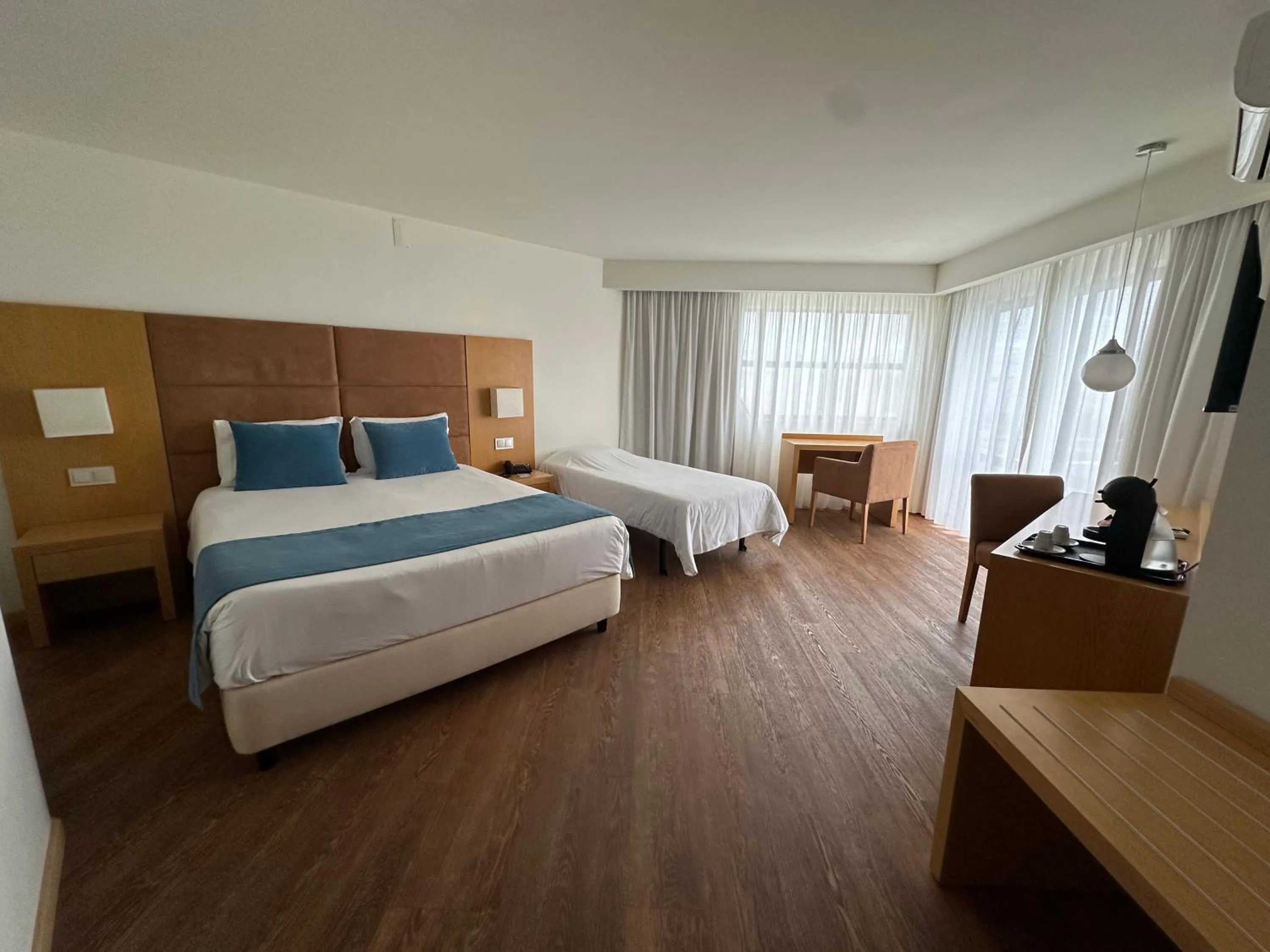 Bed in Hotel Atlantida Sol