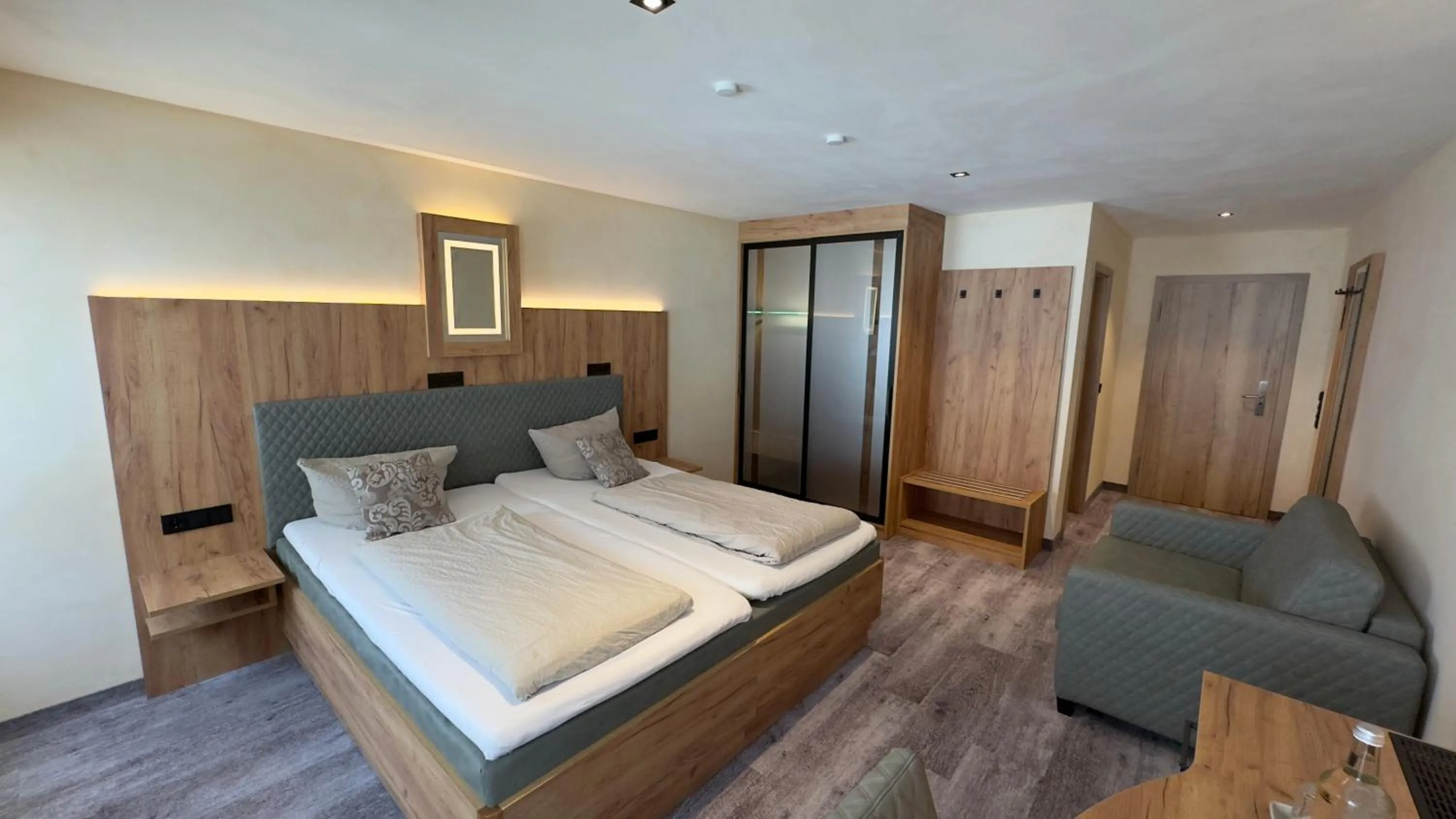 Bed in Hotel Heideparadies