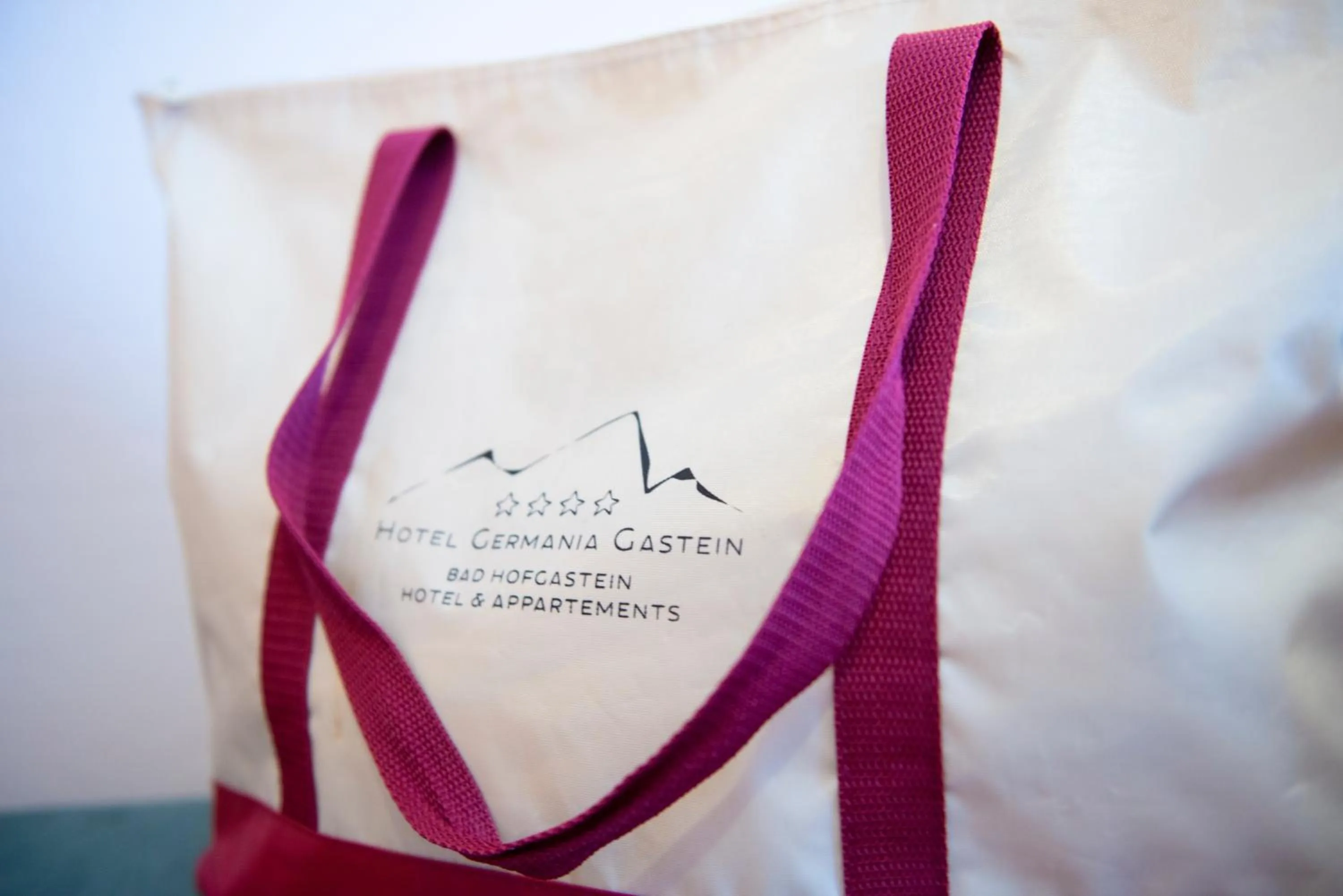 Spa and wellness centre/facilities in Hotel Germania Gastein - ganzjährig inklusive Alpentherme Gastein & Sommersaison inklusive Gasteiner Bergbahnen