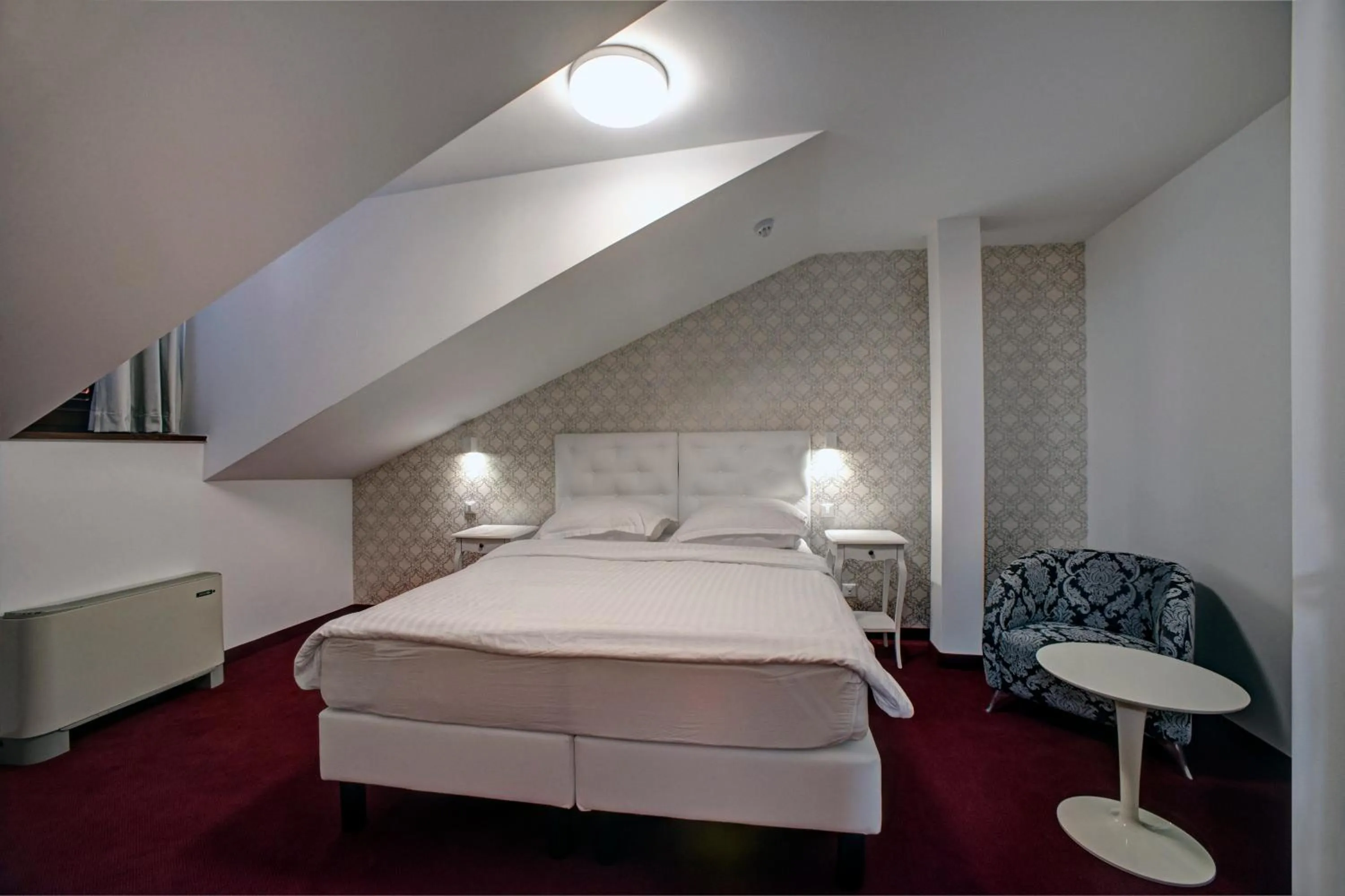 Photo of the whole room, Bed in Hotel Skradinski Buk