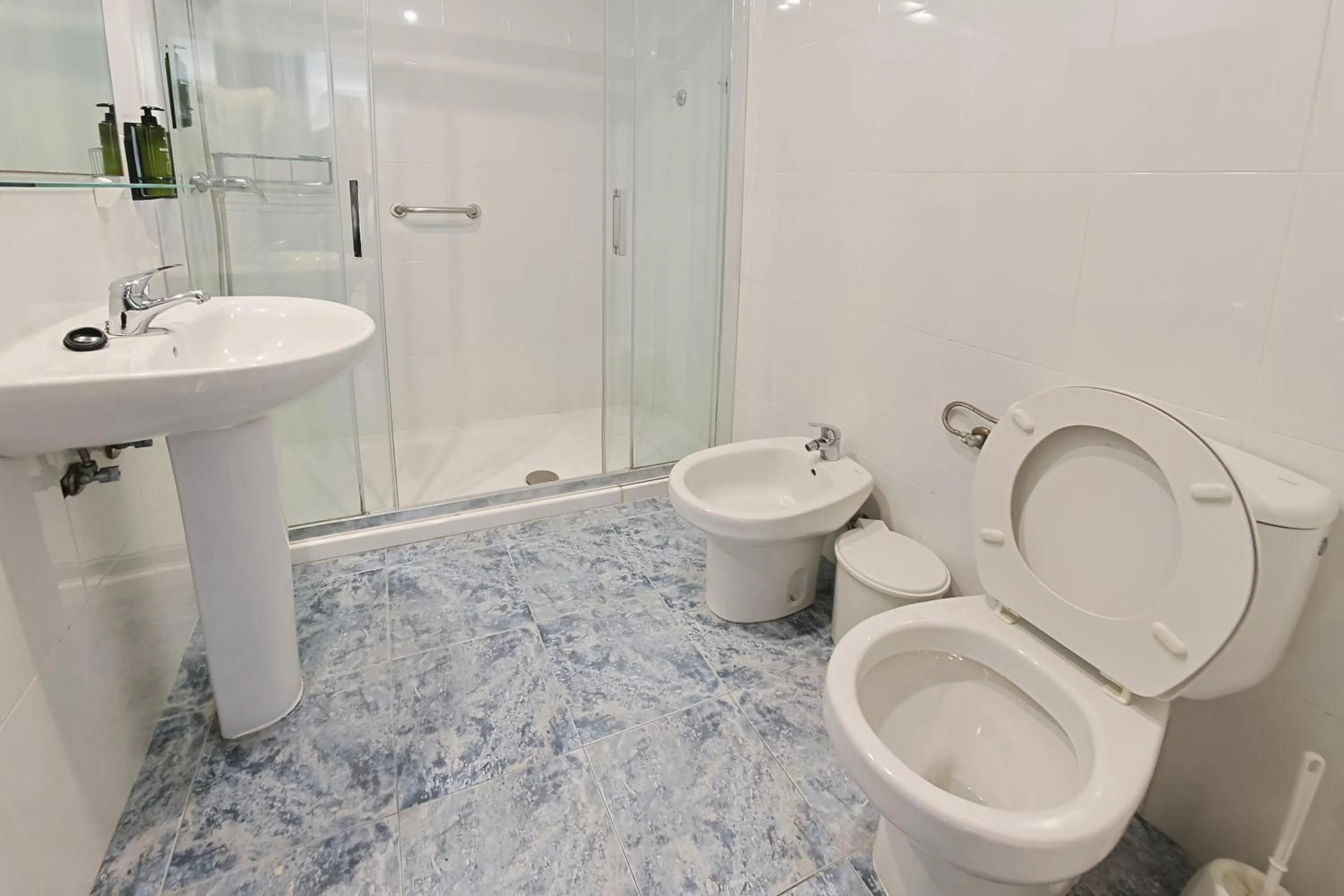 Bathroom in Hotel Olas de Almuñécar