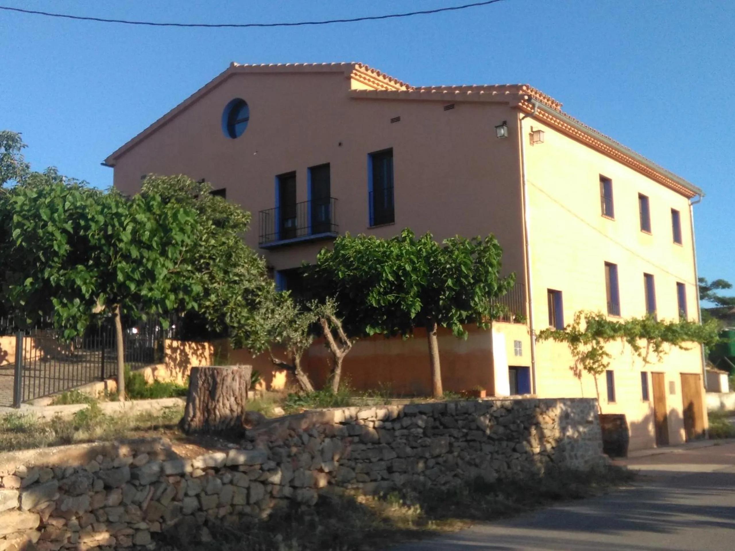 Property building in Pou De Beca Allotjaments i agroturisme