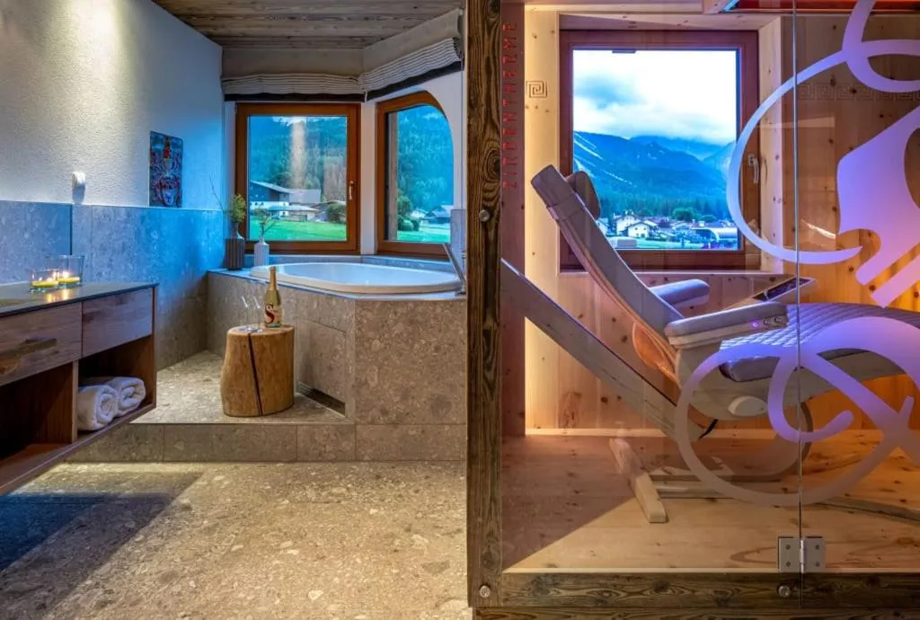 Hot Tub in Hotel Spielmann