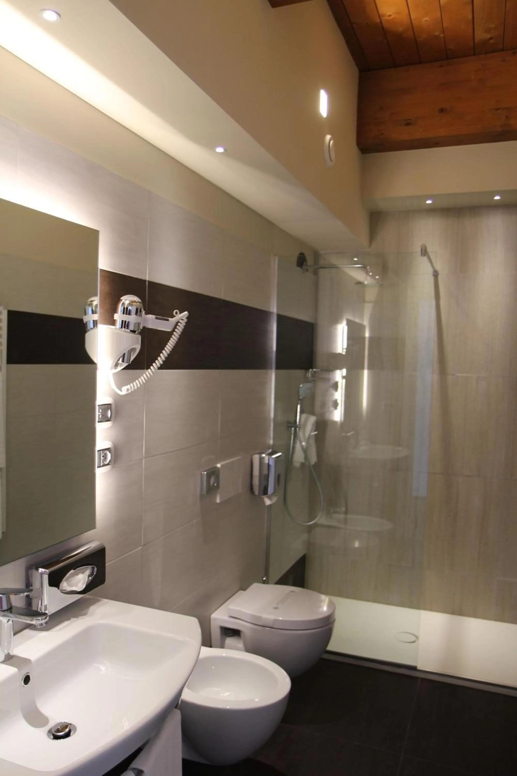 Bathroom in Suites & Apartments Liola'