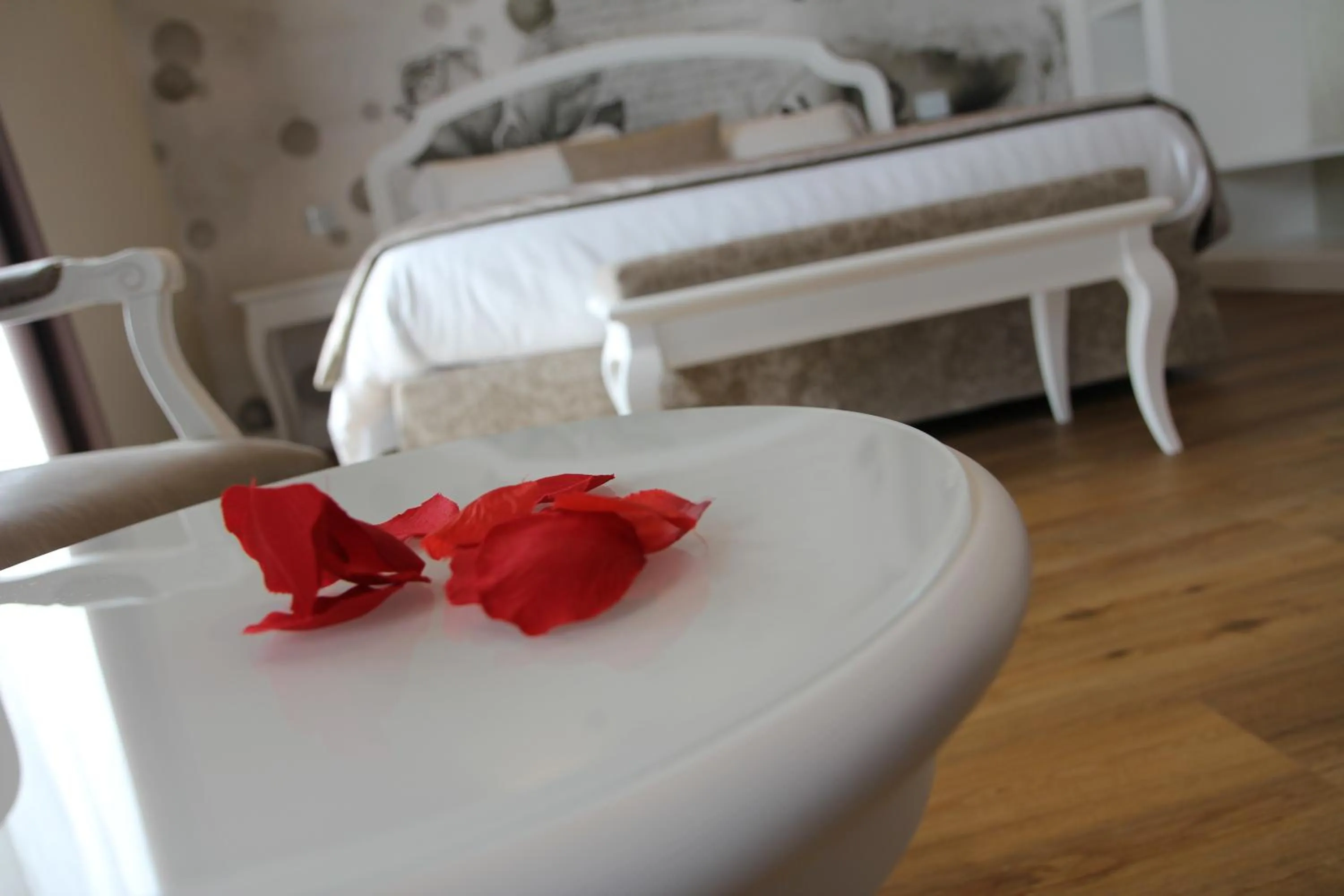 Decorative detail, Bed in Suites & Apartments Liola'