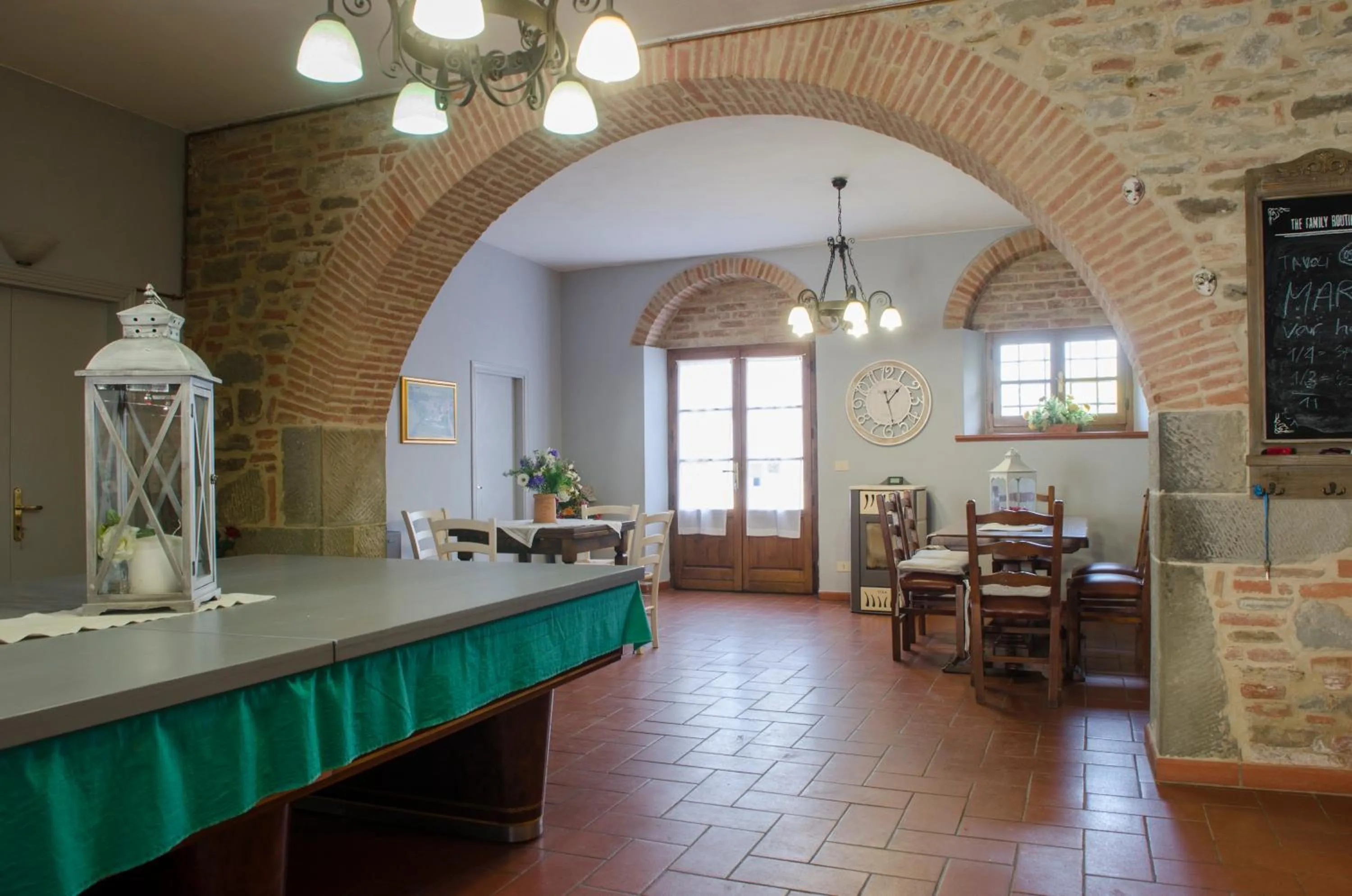 Billiard in Fattoria Le Giare Agriturismo