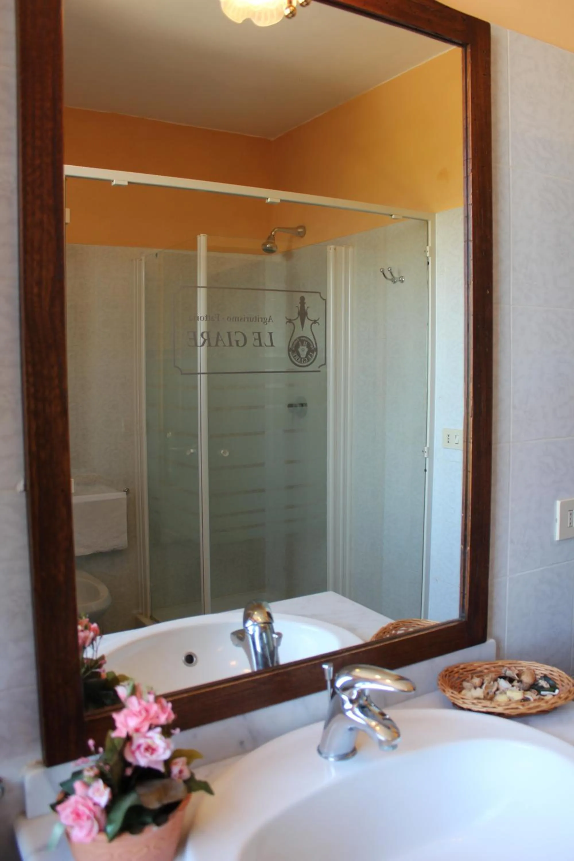 Bathroom in Fattoria Le Giare Agriturismo