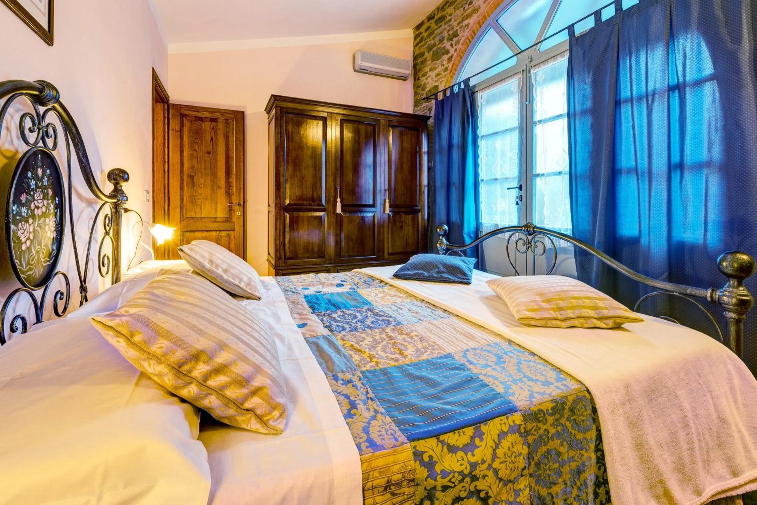 Bedroom, Bed in Fattoria Le Giare Agriturismo