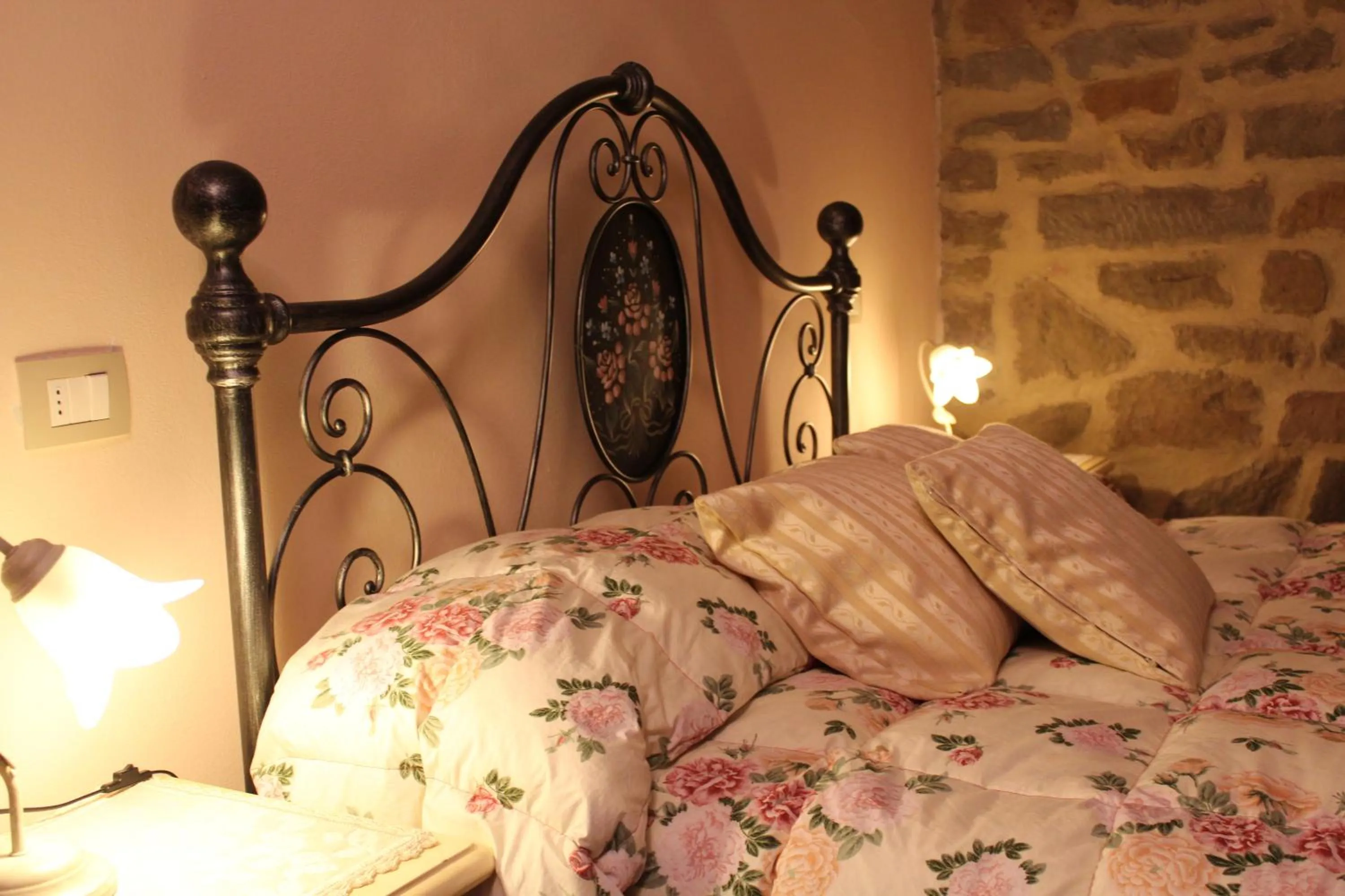 Bedroom, Bed in Fattoria Le Giare Agriturismo