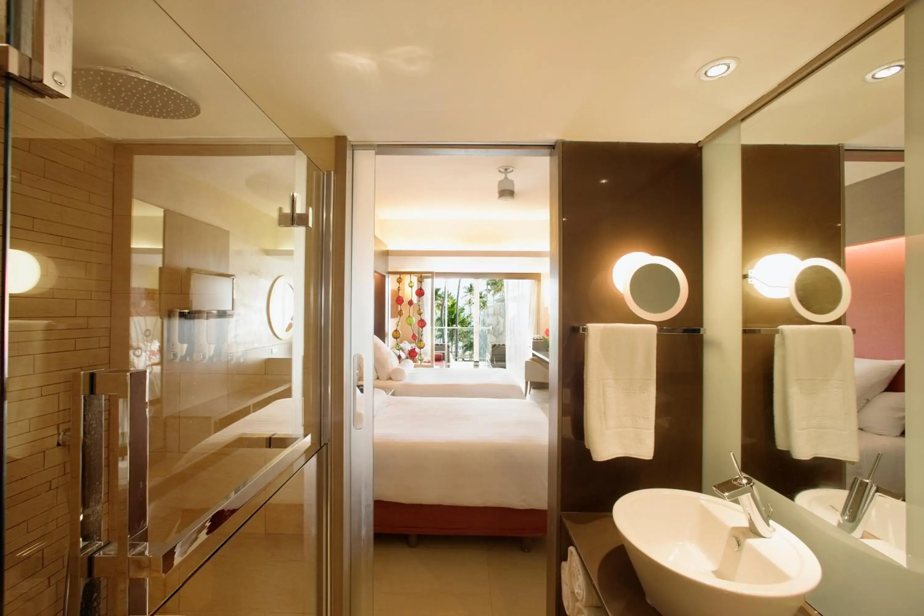Bathroom, Bed in Barceló Bávaro Palace All Inclusive Bathroom, Bed in Barceló Bávaro Palace All Inclusive