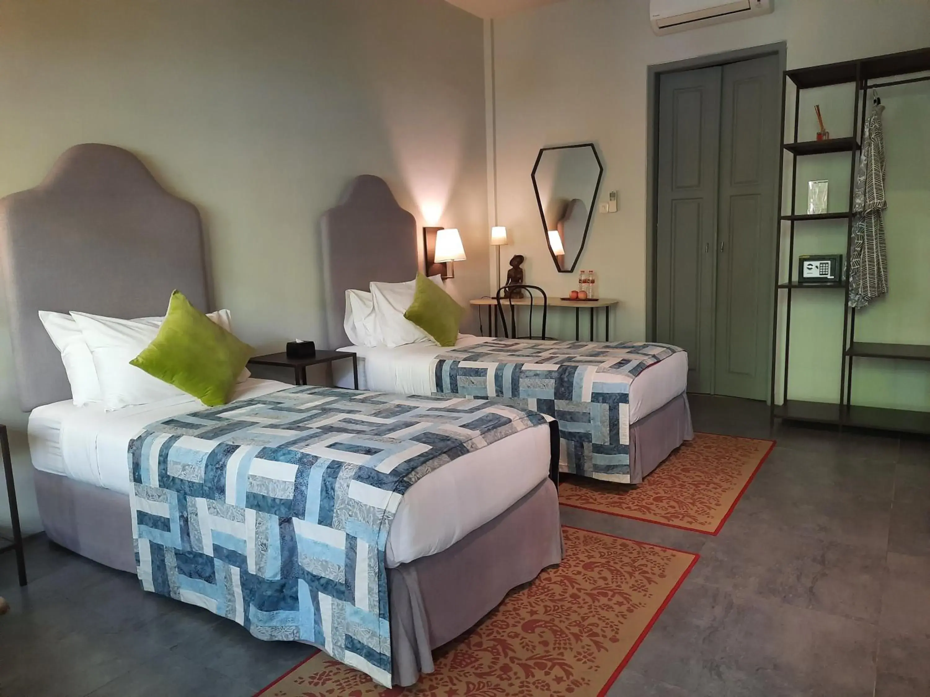 Bed in Lovinalife Room & Cafe Bed in Lovinalife Room & Cafe