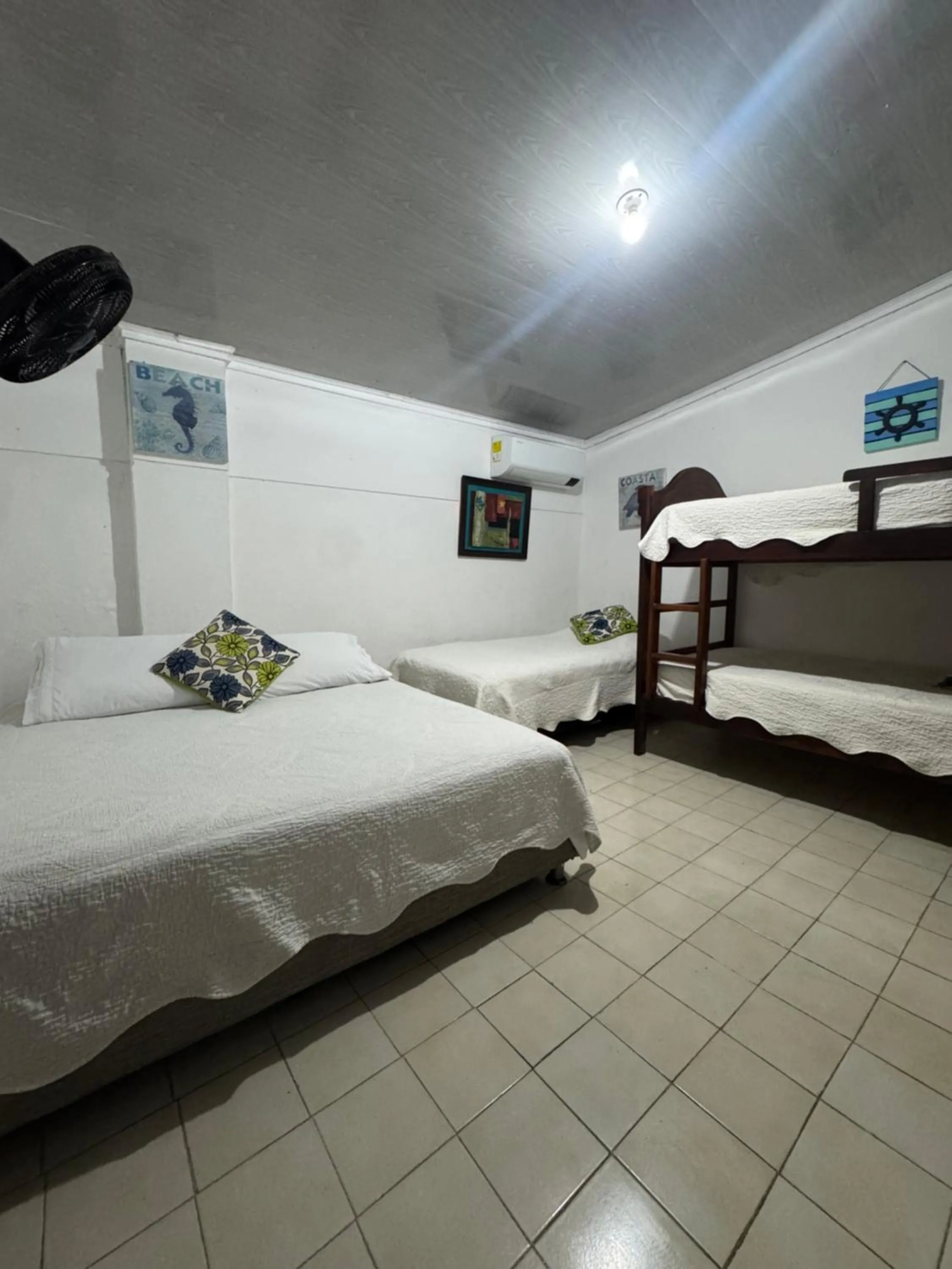 Quadruple Room in Helena's Place