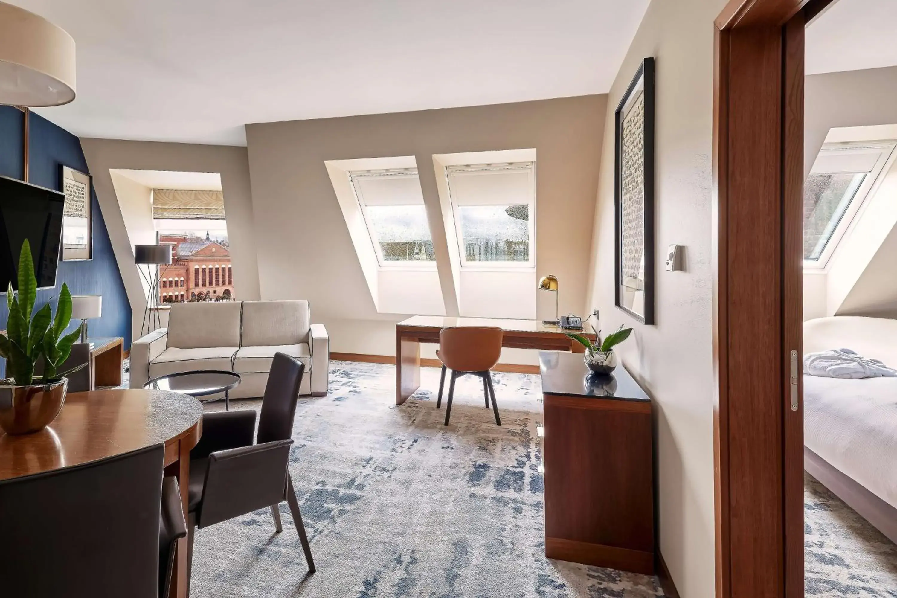 King Suite with River View in Hilton Gdansk King Suite with River View in Hilton Gdansk