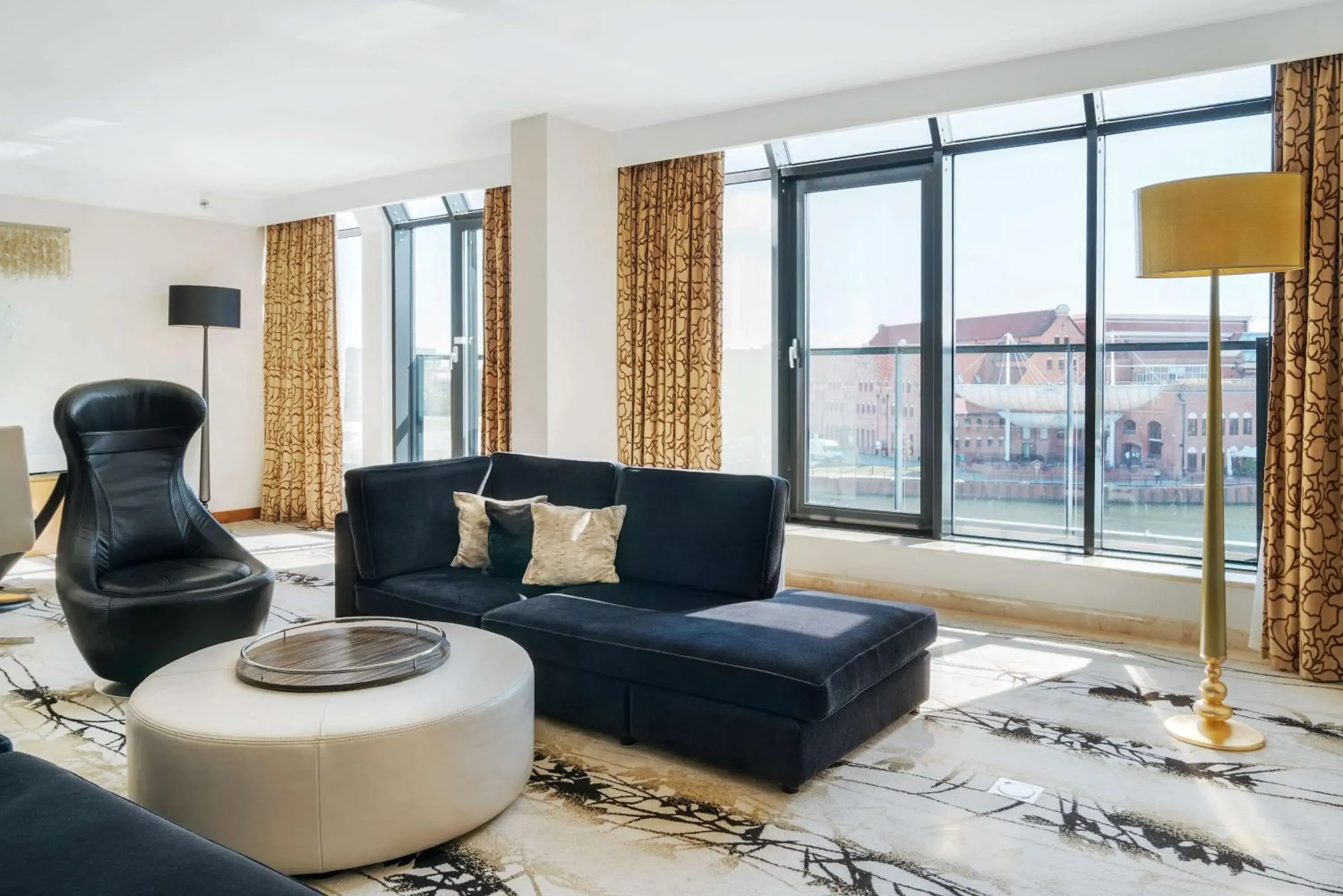 Living room in Hilton Gdansk Living room in Hilton Gdansk