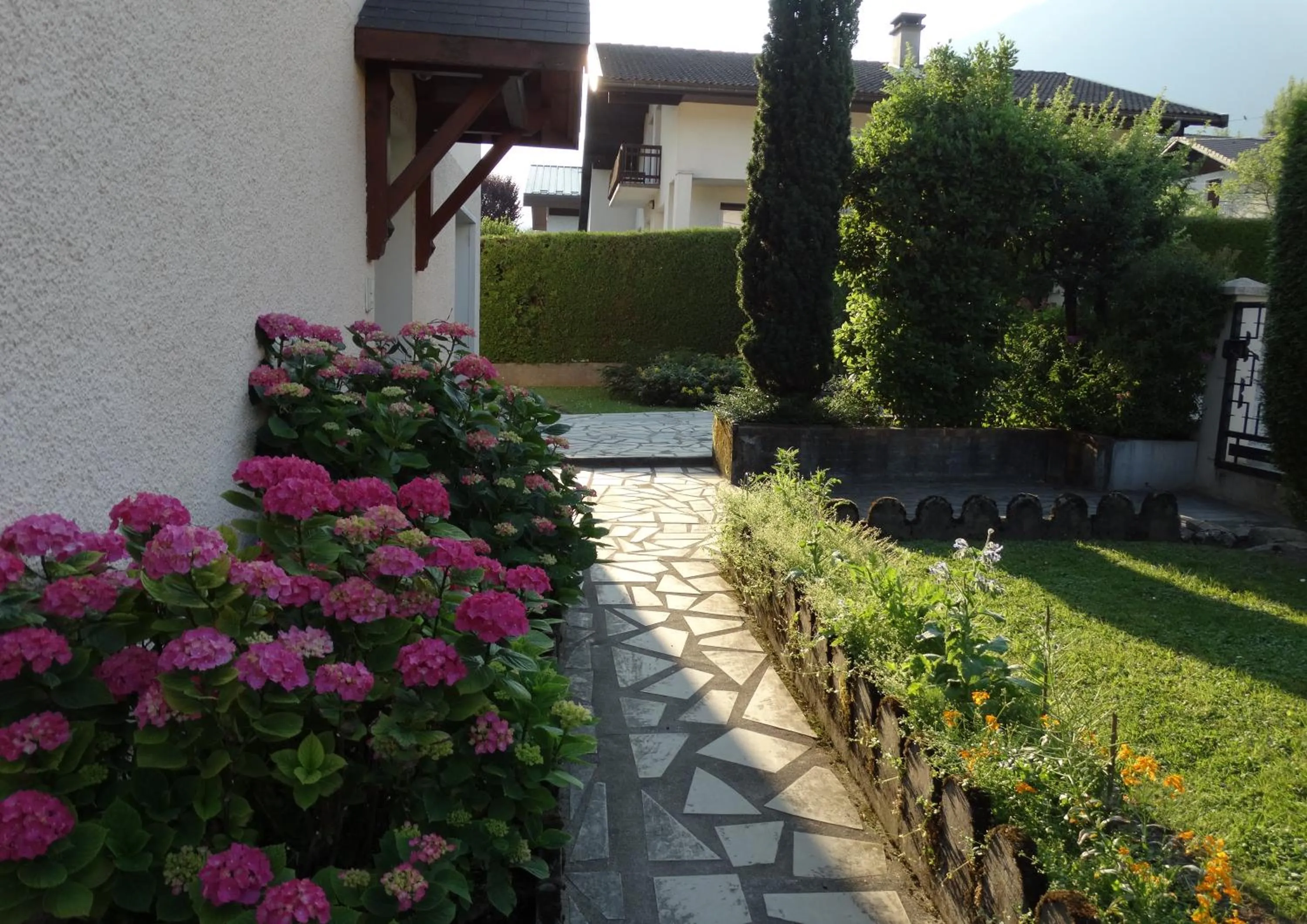 Garden view in Chez Laurette et Louis