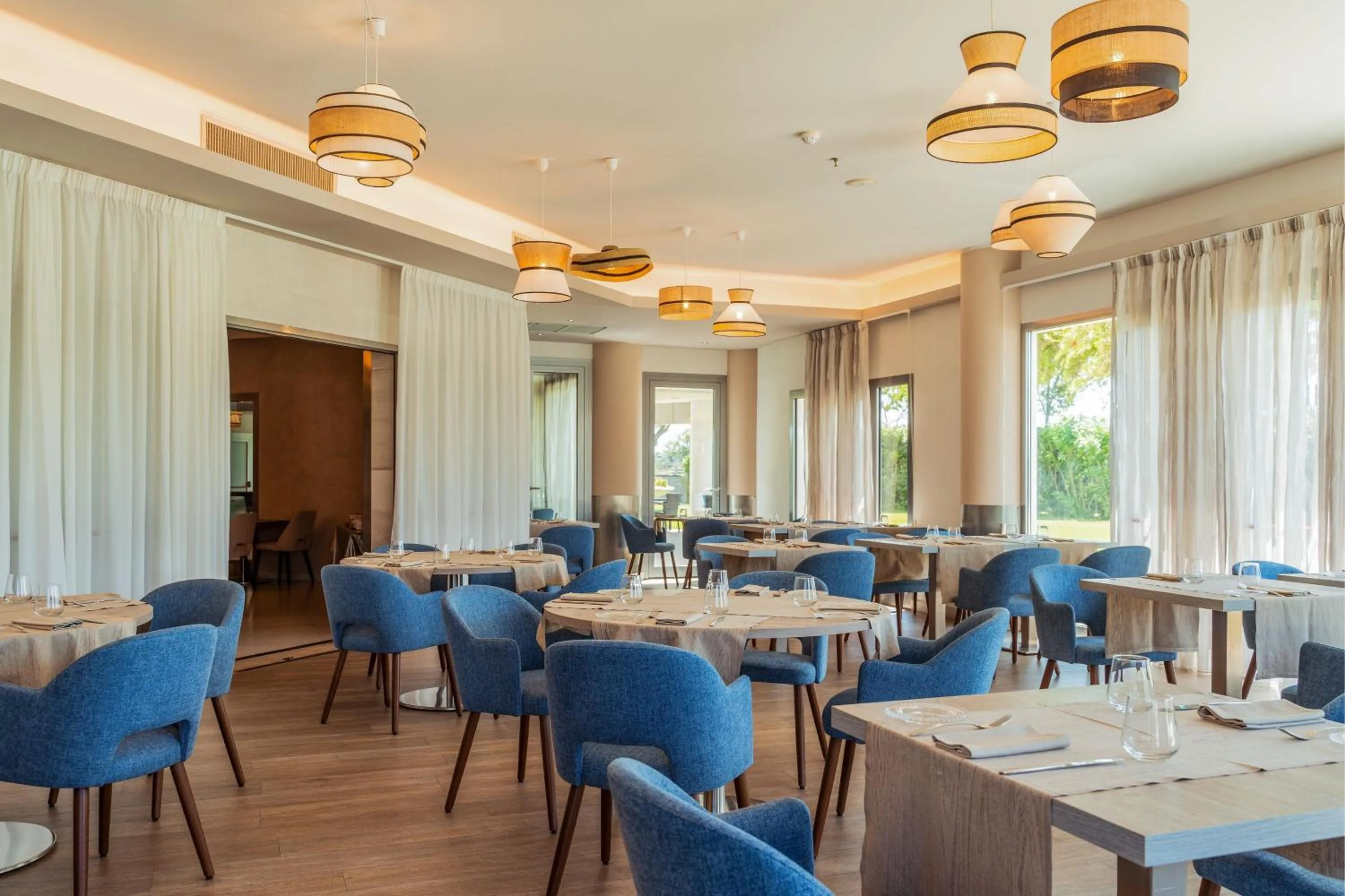 Restaurant/places to eat in DoubleTree By Hilton Olbia