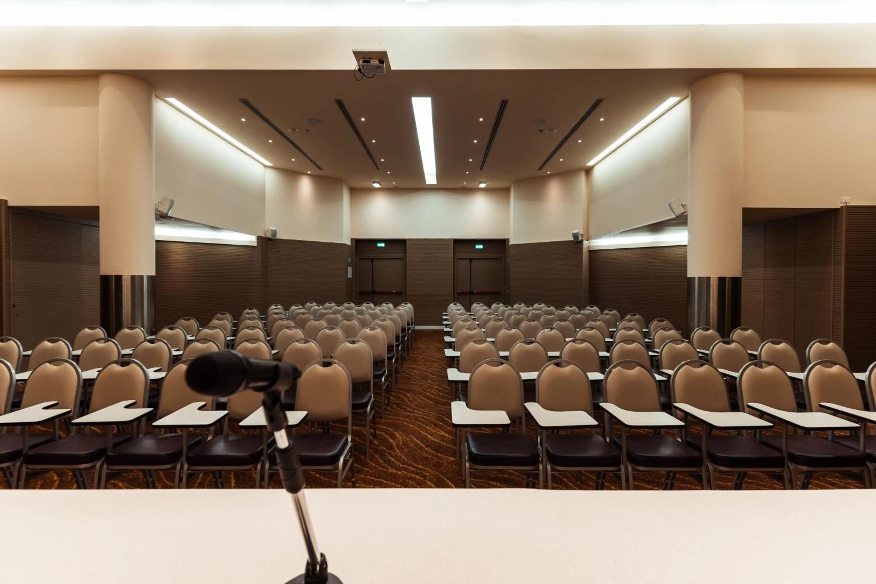 Meeting/conference room in DoubleTree By Hilton Olbia