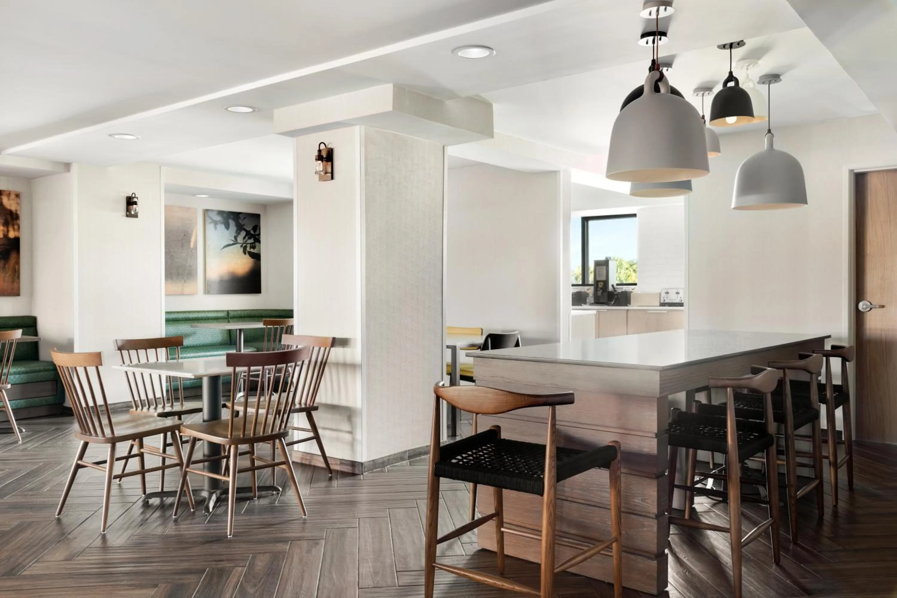 Lobby or reception in Fairfield by Marriott Inn & Suites Charleston Downtown