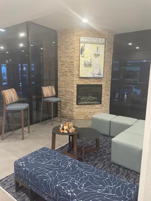Lobby or reception in Fairfield by Marriott Inn & Suites Charleston Downtown