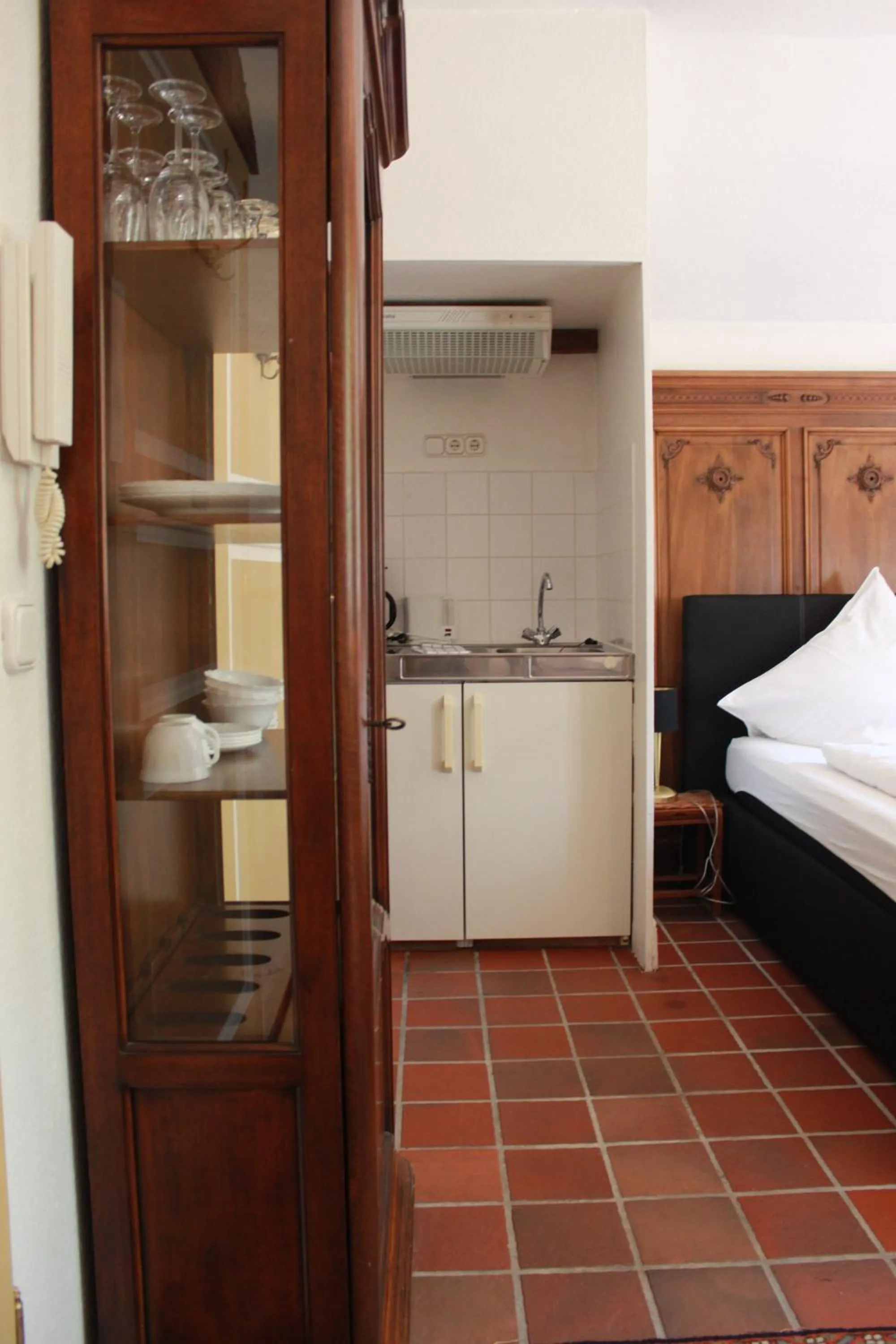 Kitchen or kitchenette, Bed in Rittergut Haus Laer