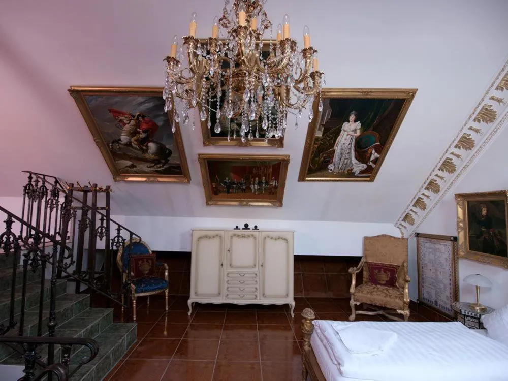 Decorative detail, Bed in Rittergut Haus Laer