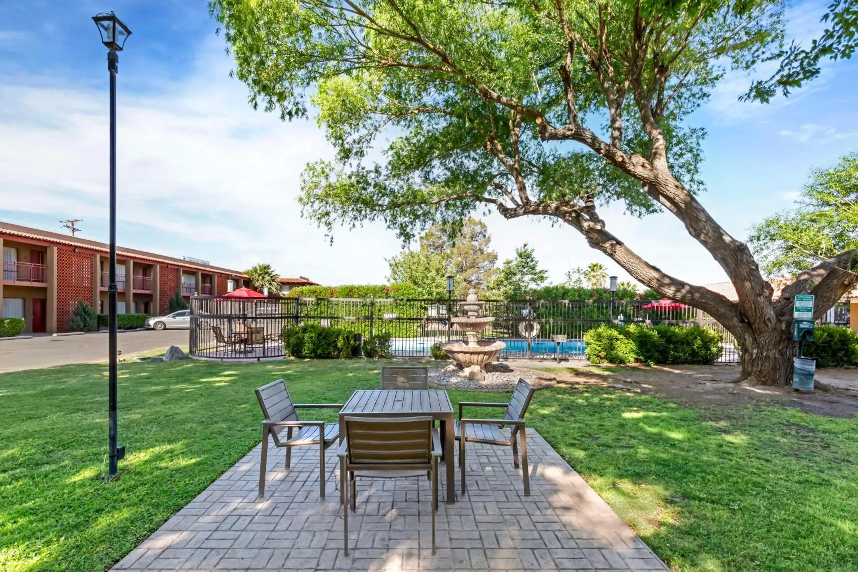 Property building in Best Western Mission Inn Property building in Best Western Mission Inn