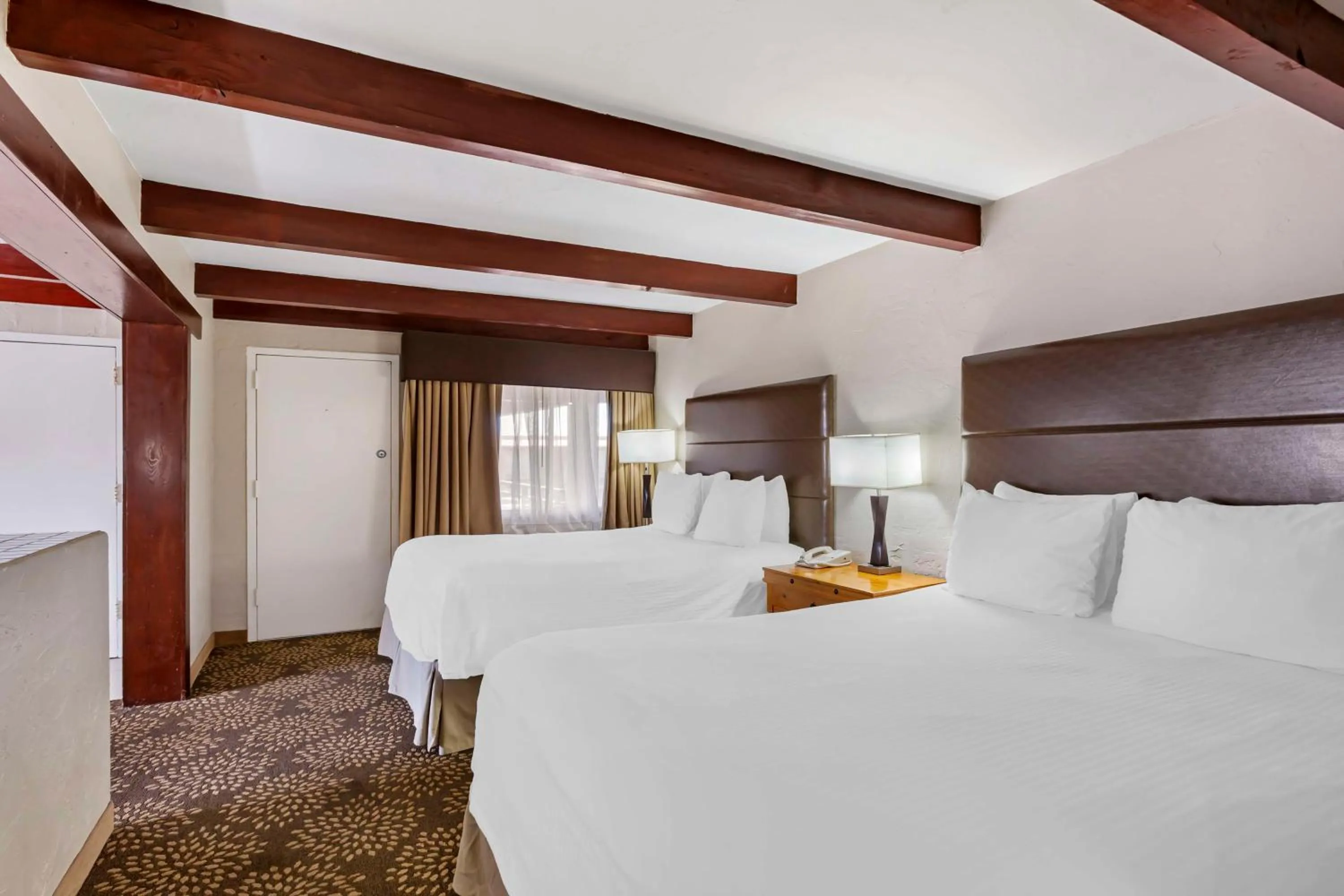 Bedroom, Bed in Best Western Mission Inn