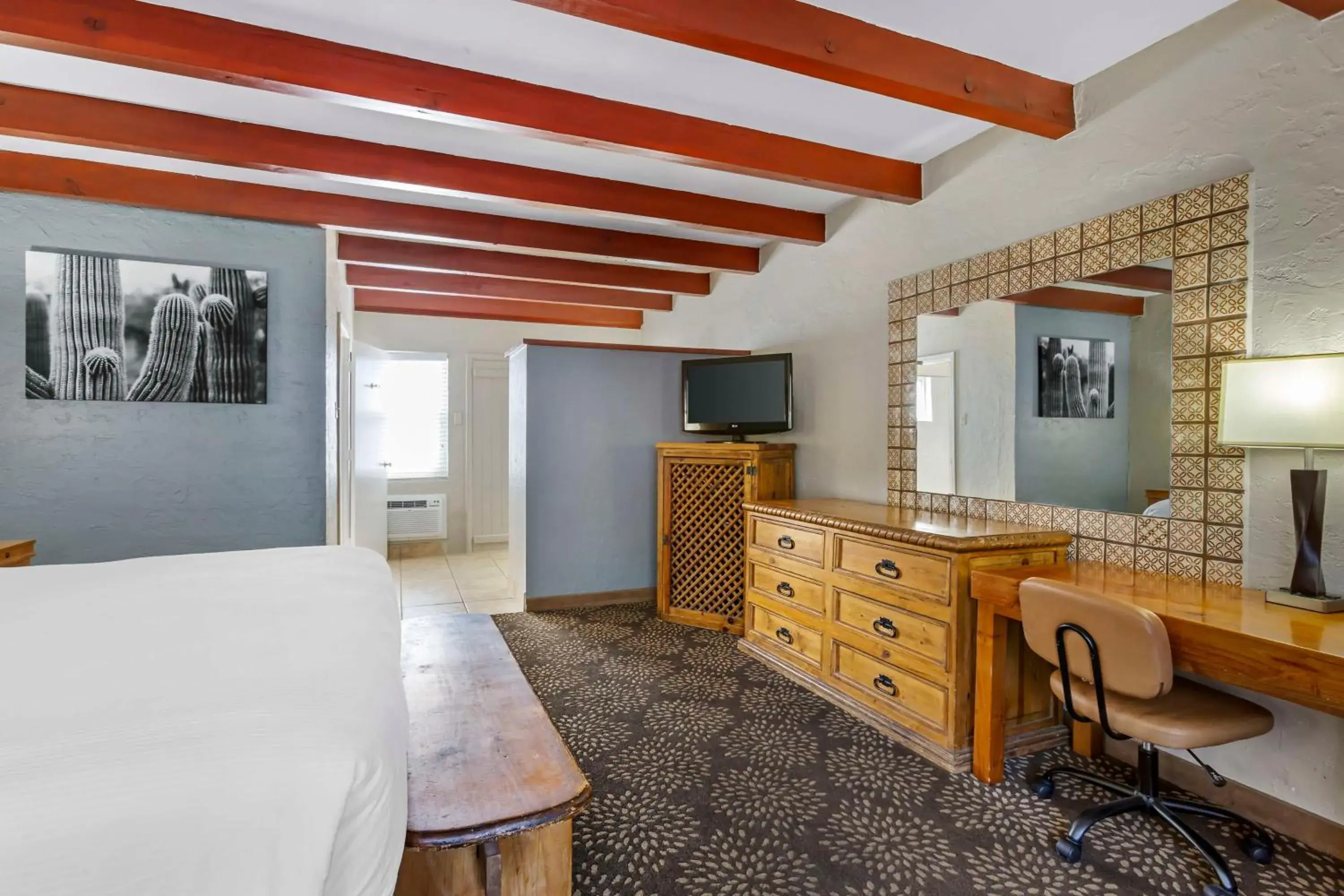 Bedroom, Bed in Best Western Mission Inn Bedroom, Bed in Best Western Mission Inn