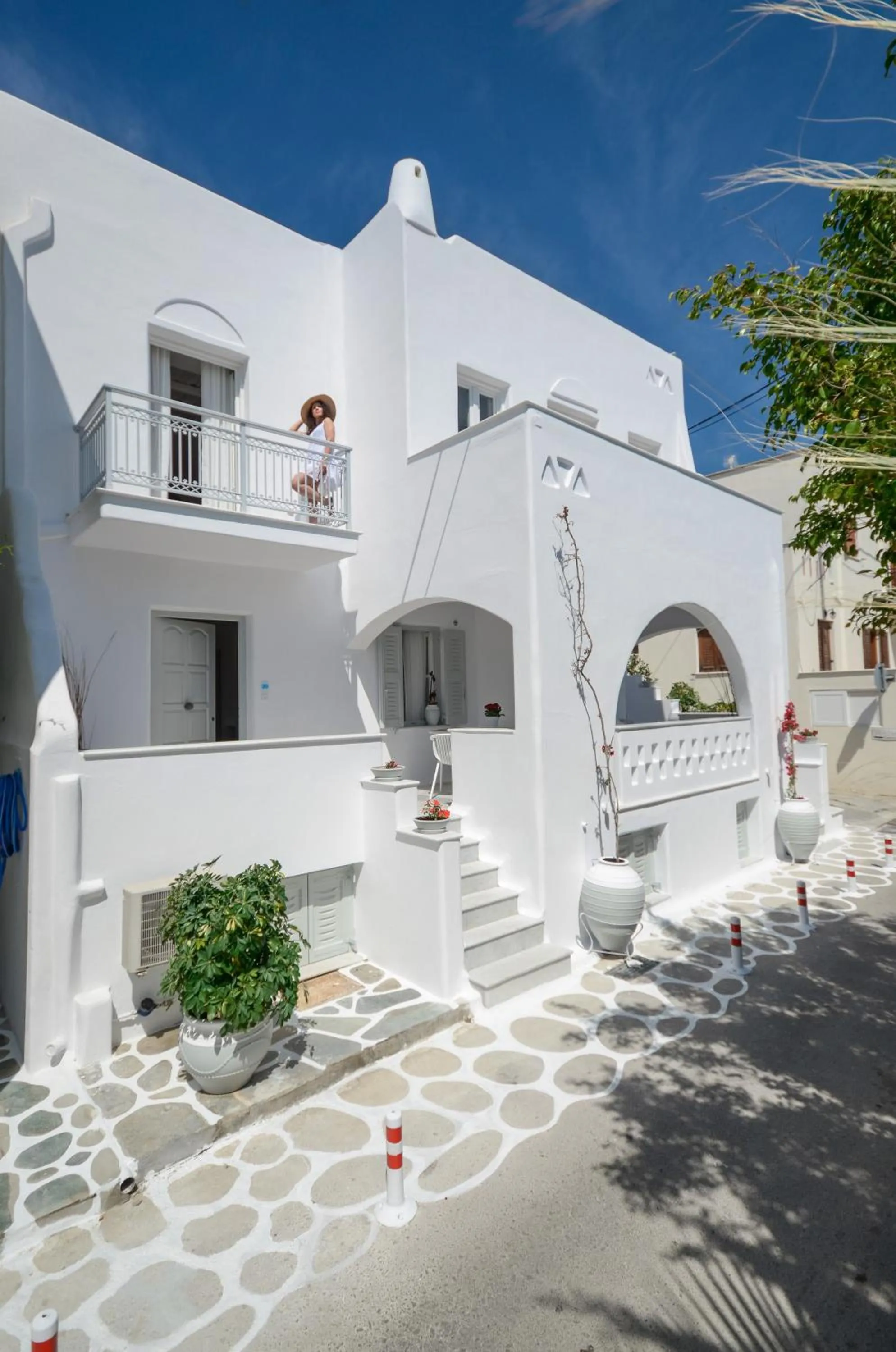 Property building in Naxos Evilion Luxury Apartments & Suites