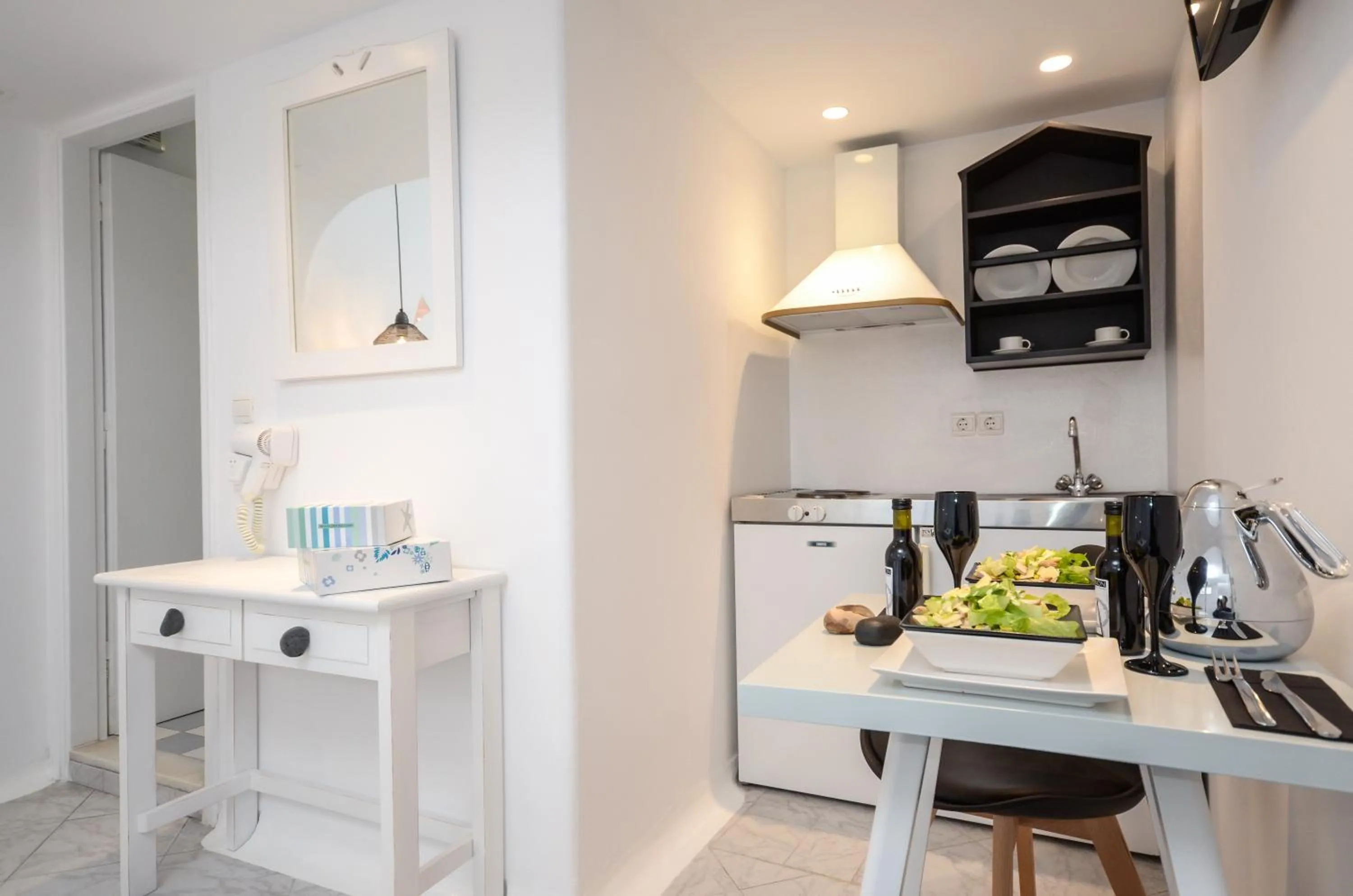 Naxos Evilion Luxury Apartments & Suites