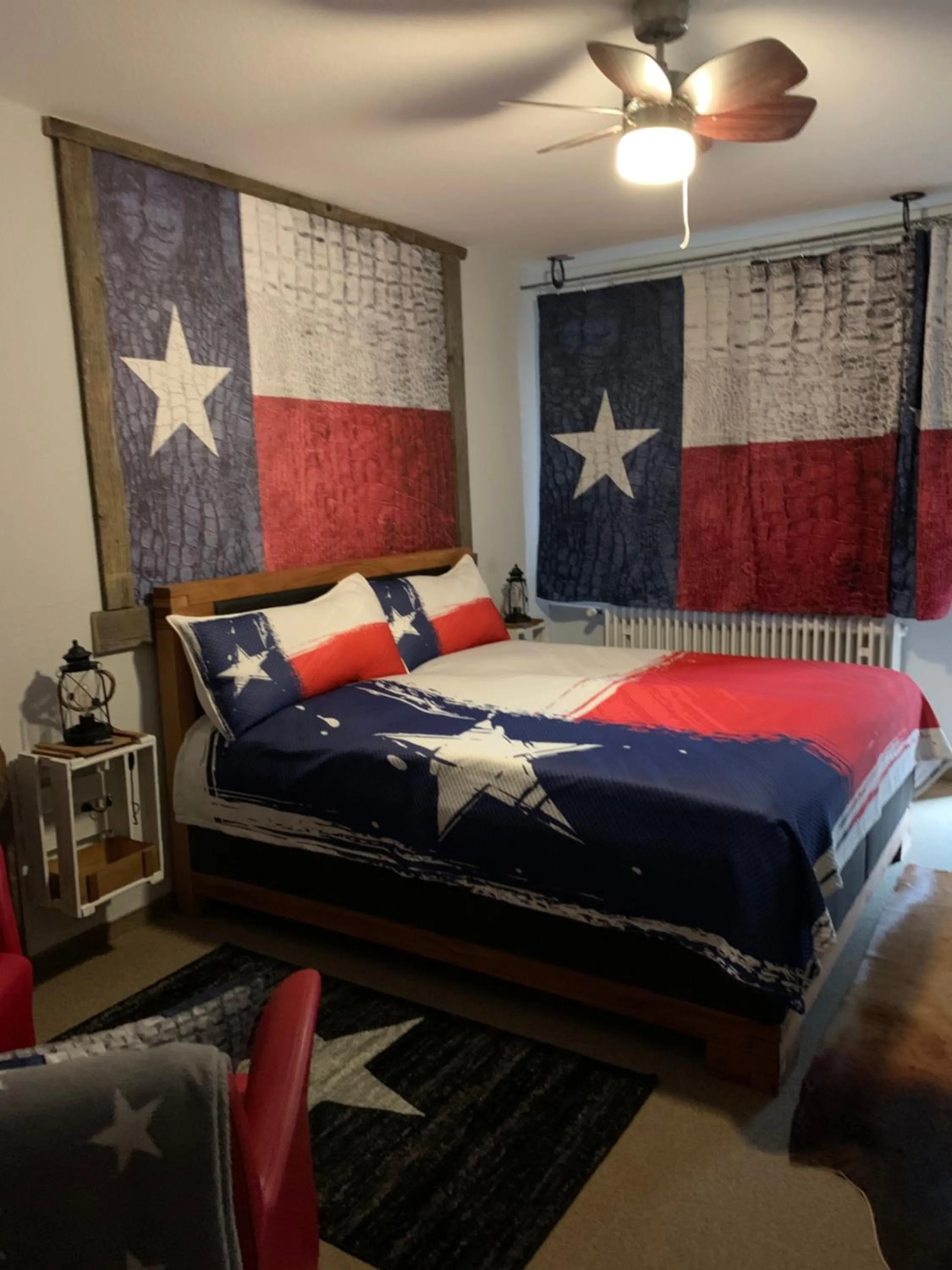 Bedroom in Longhorn Ranch Countryhotel - Garni
