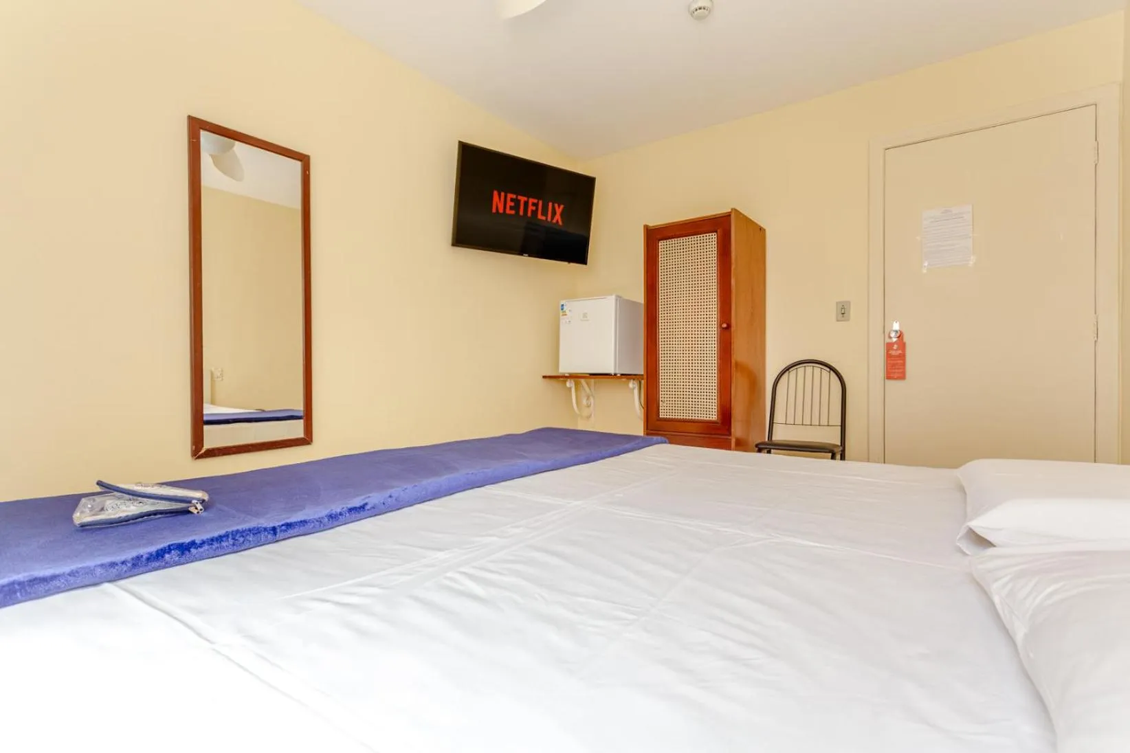 Bedroom, Bed in Daher Center Hotel