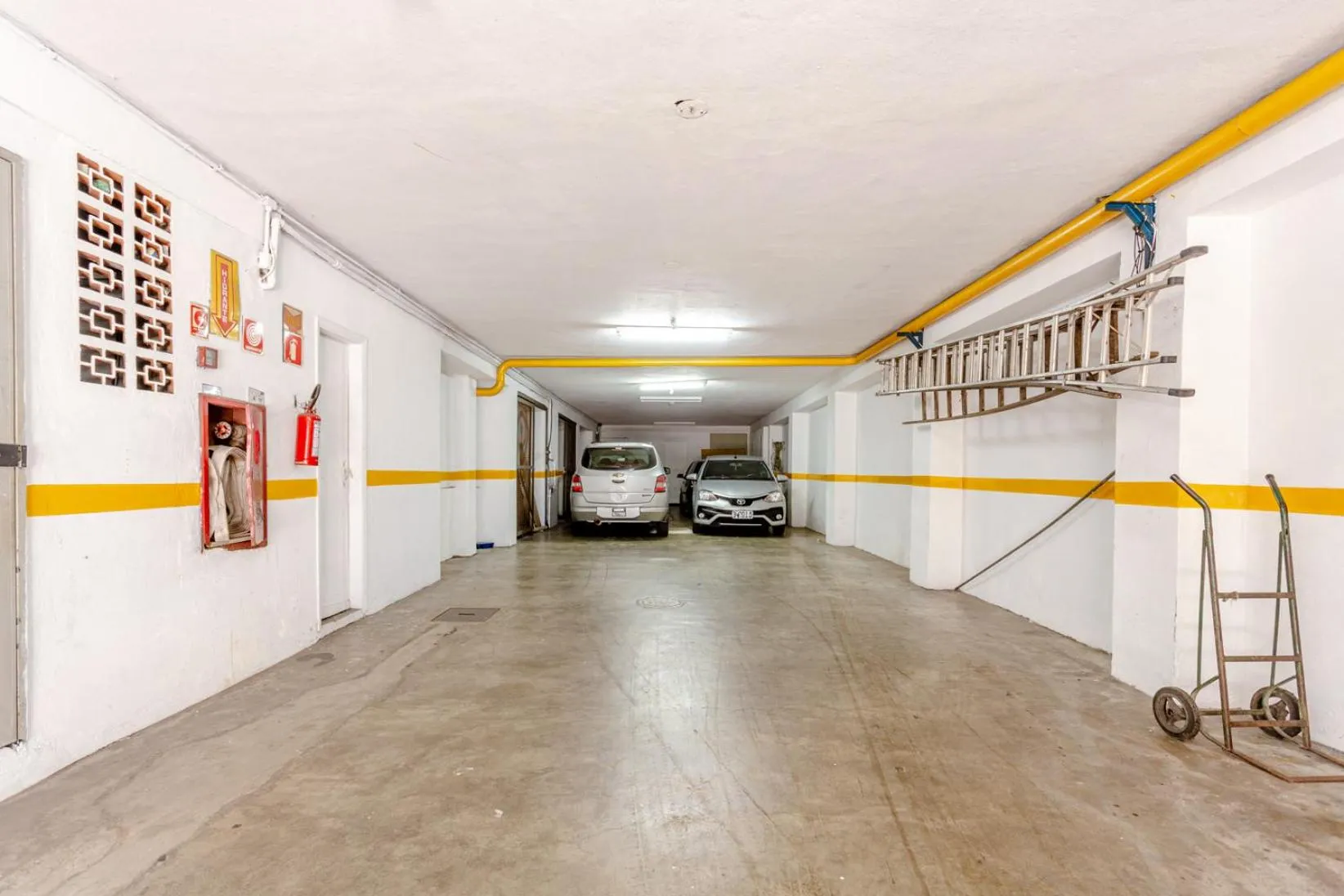 Parking in Daher Center Hotel