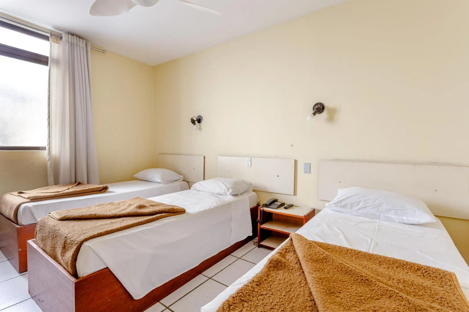 Bedroom, Bed in Daher Center Hotel