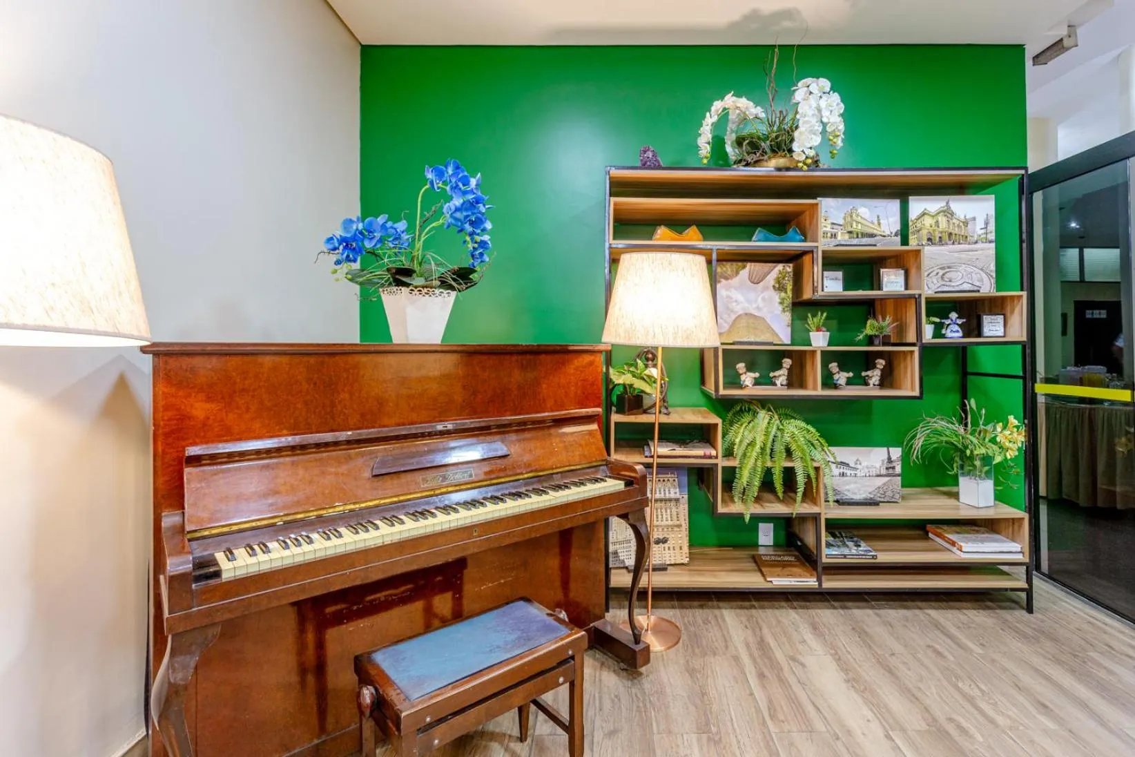 Decorative detail in Daher Center Hotel