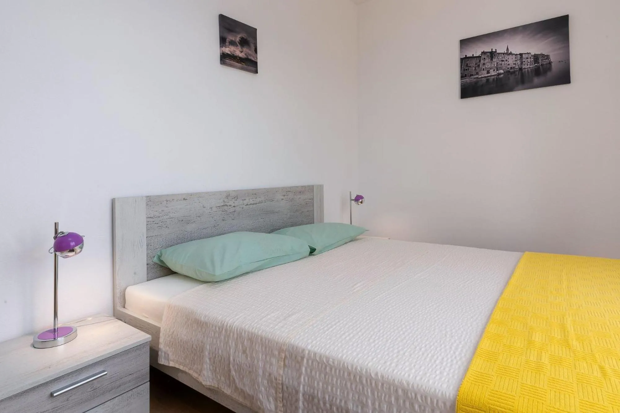 Bed in Apartments Pilicari