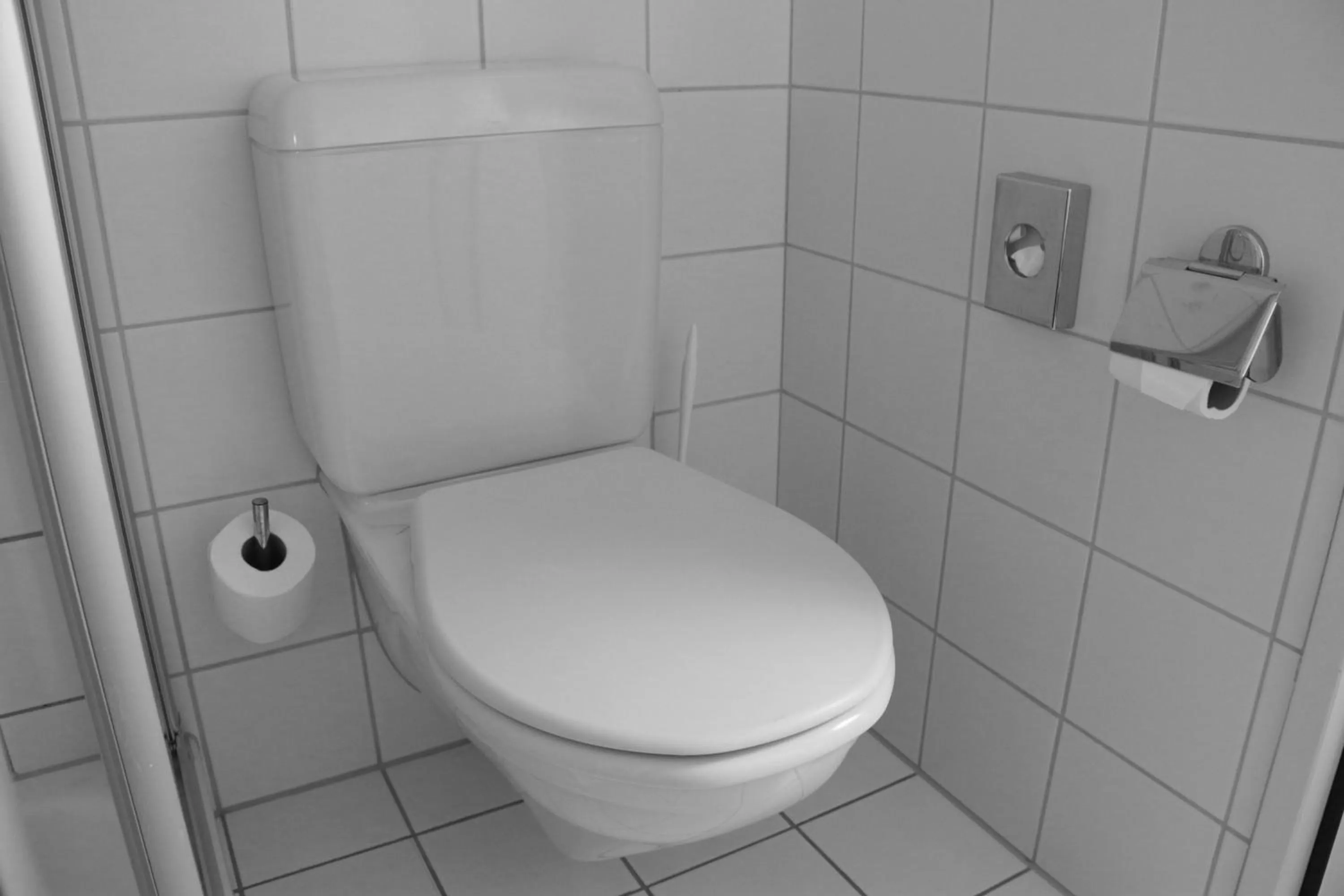 Shower in Richemont Hotel