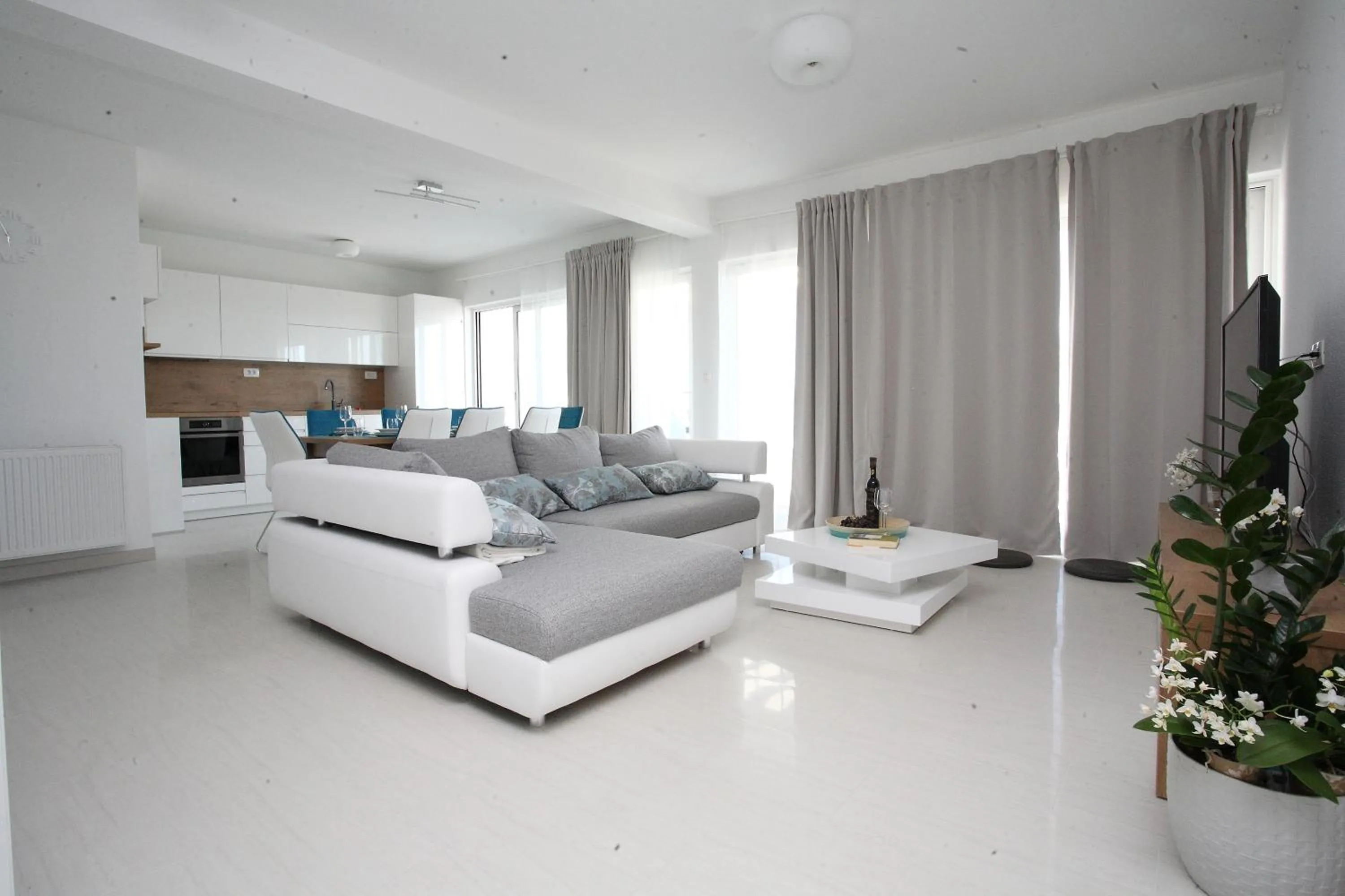 Living room, Bed in Villa-Apartments Karmel