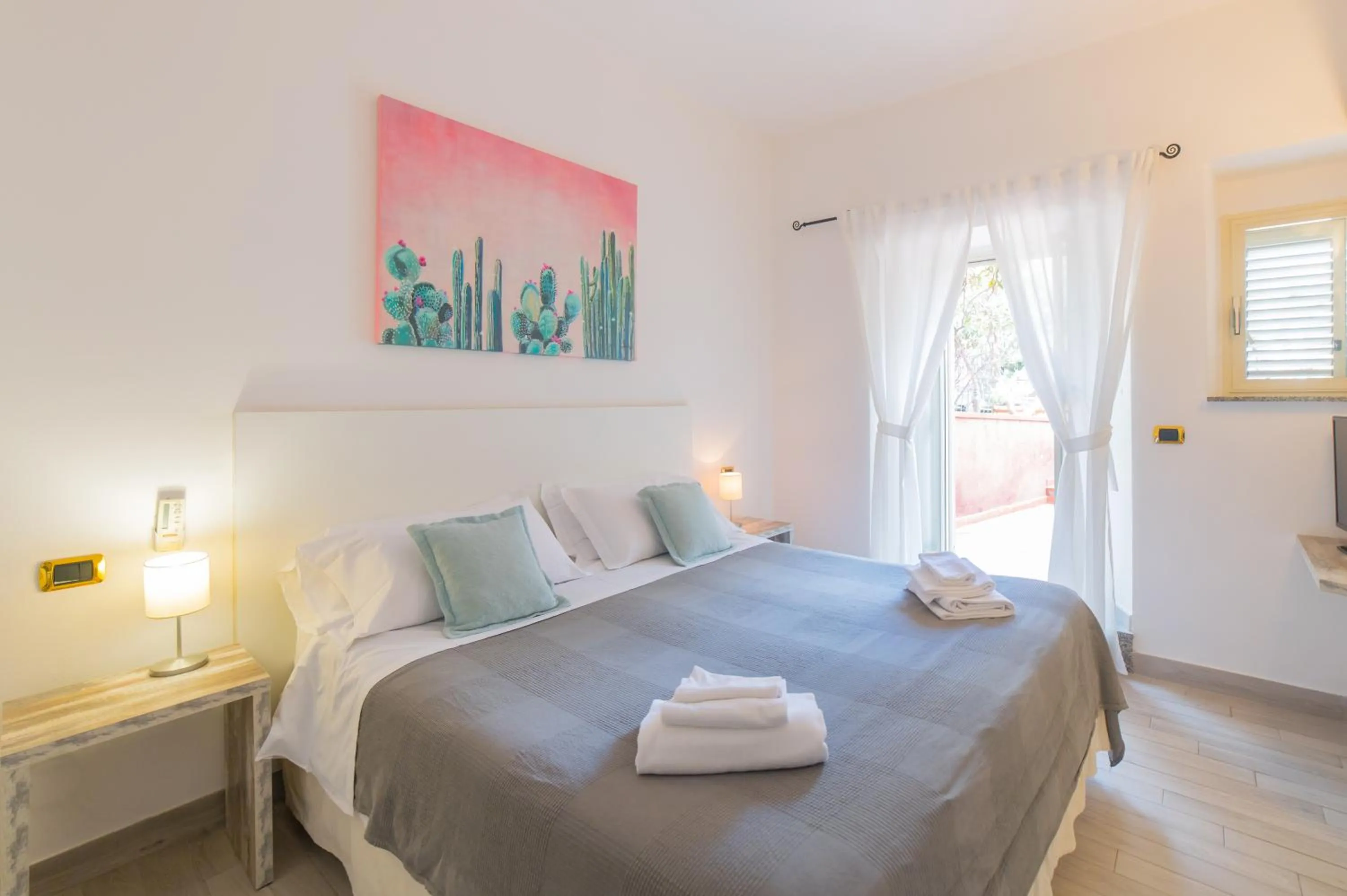 Photo of the whole room, Bed in Hotel Villino Gallodoro