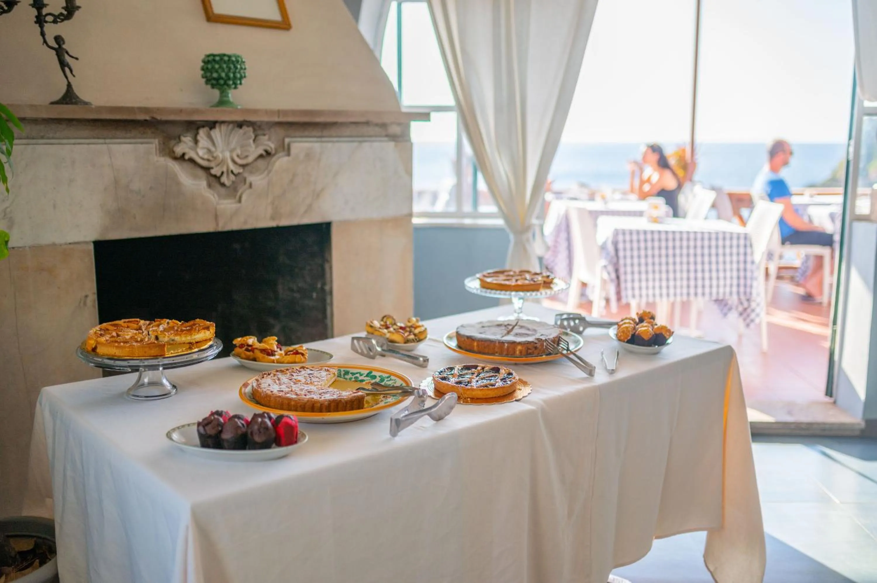 Breakfast in Hotel Villino Gallodoro