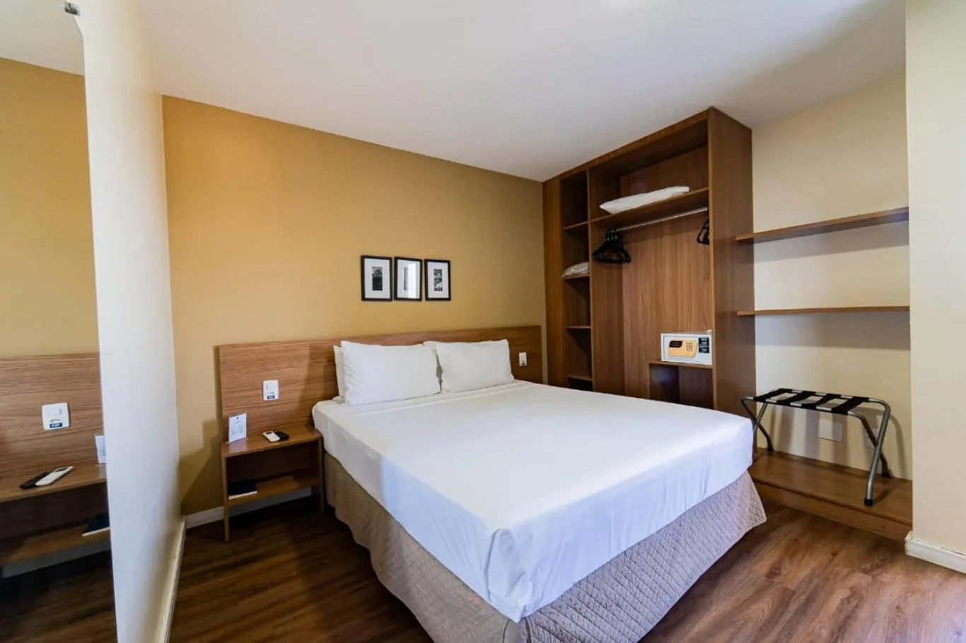 Bed in Nobile Suites Diamond